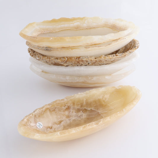 ONE Small Onyx Canoe Bowl - Expert Wholesale and Supplier of Wholesale Crystals & Bulk Gemstones, ["Bowls","canoe","Catalog Onyx","Mexico","onyx"]