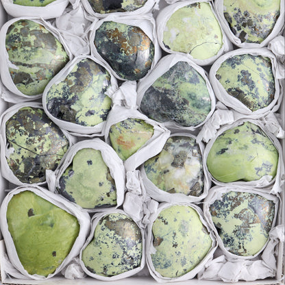 Serpentine Hearts Set of 26 - Expert Wholesale and Supplier of Wholesale Crystals & Bulk Gemstones, ["Hearts","Peru","serpentine"]
