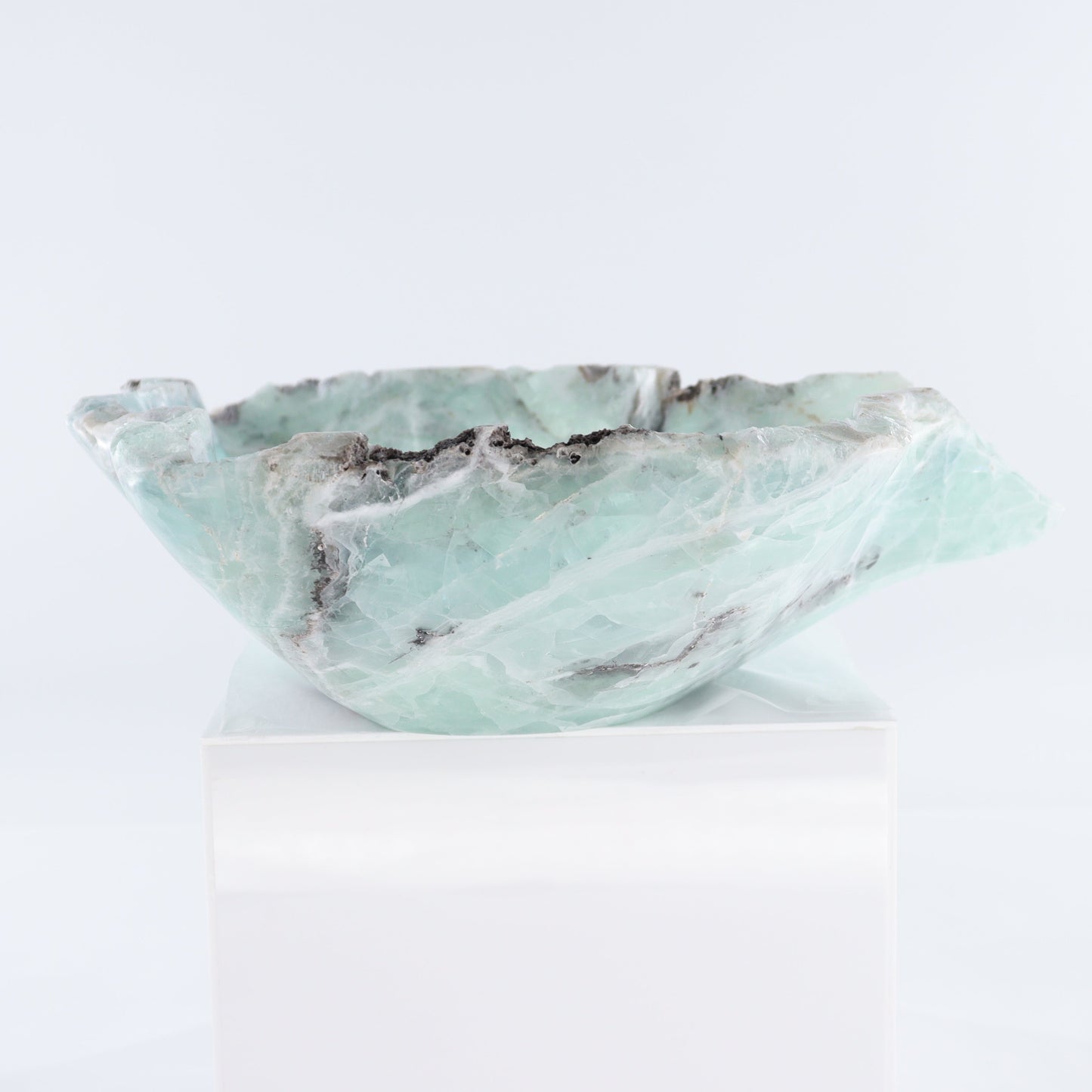Fluorite Bowl - Expert Wholesale and Supplier of Wholesale Crystals & Bulk Gemstones, ["Bowls","Fluorite","Mexico"]