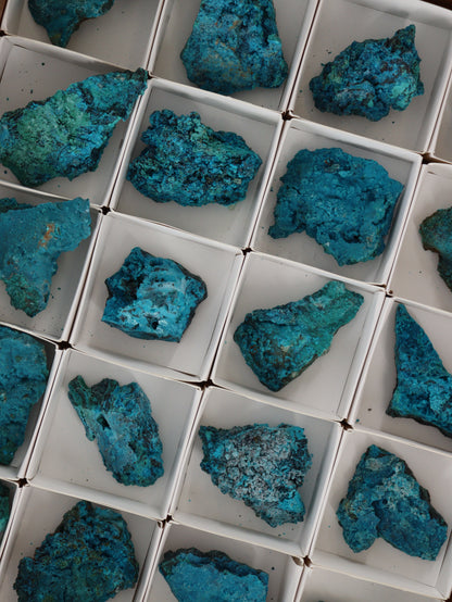 Chrysocolla Flat - Expert Wholesale and Supplier of Wholesale Crystals & Bulk Gemstones, []