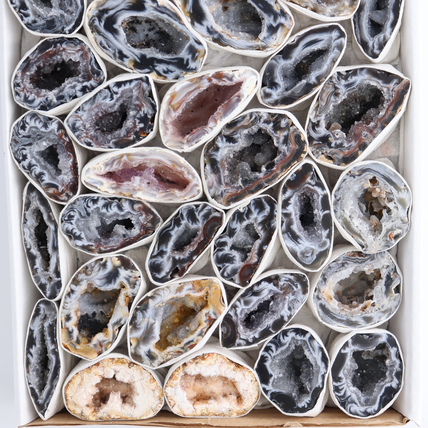 Agate Geodes Flat - Expert Wholesale and Supplier of Wholesale Crystals & Bulk Gemstones, ["Agate","Geodes"]