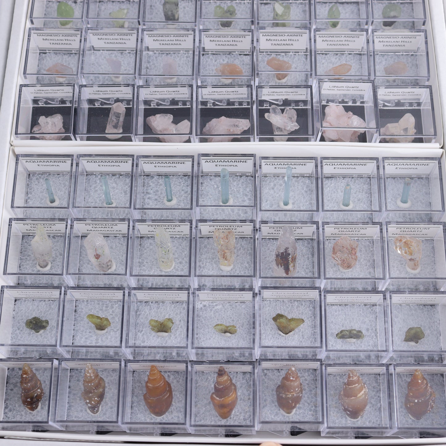 Mixed Mineral Thumbnails Flat