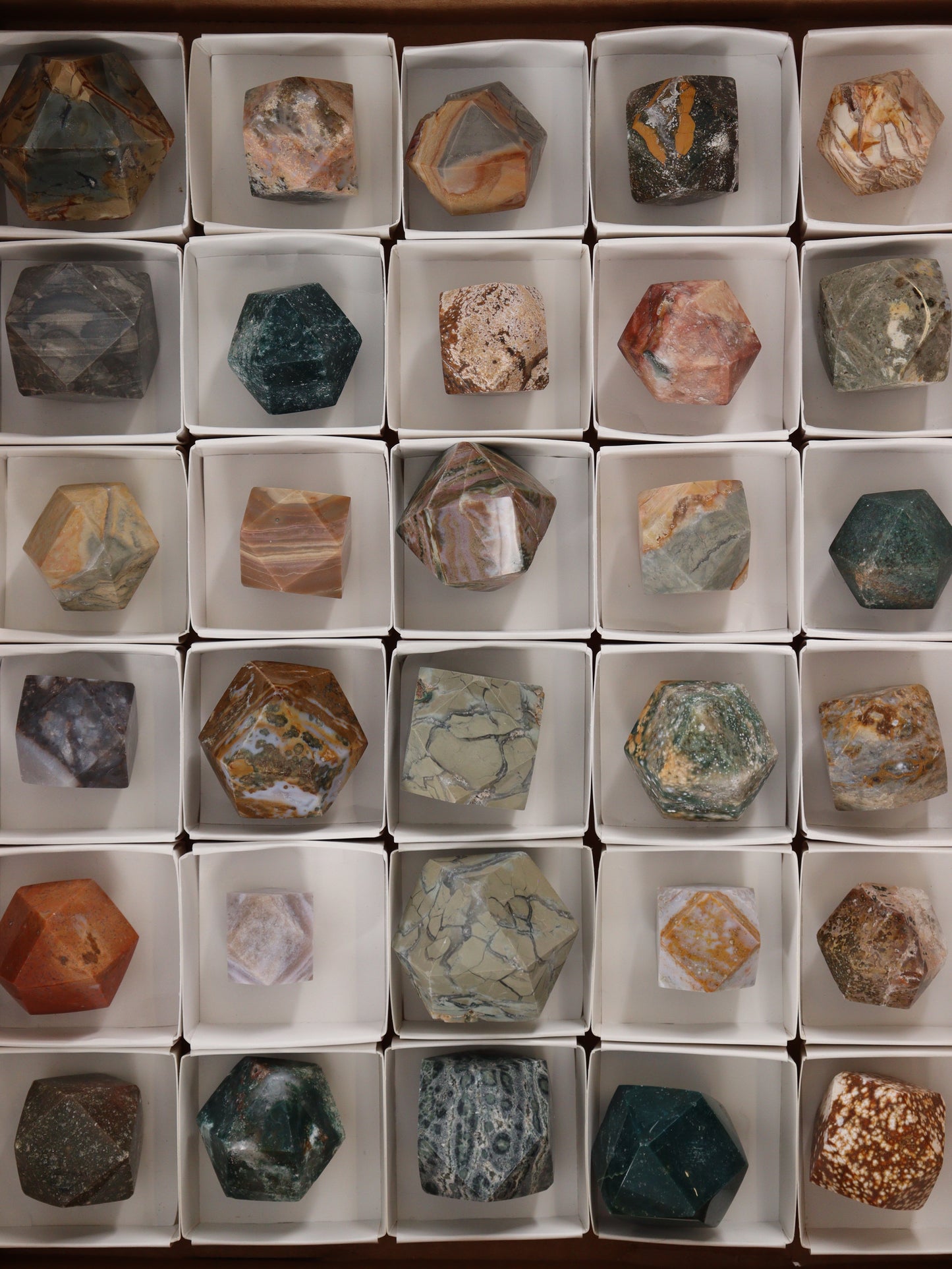 Ocean Jasper Freeform Flat - Expert Wholesale and Supplier of Wholesale Crystals & Bulk Gemstones, []