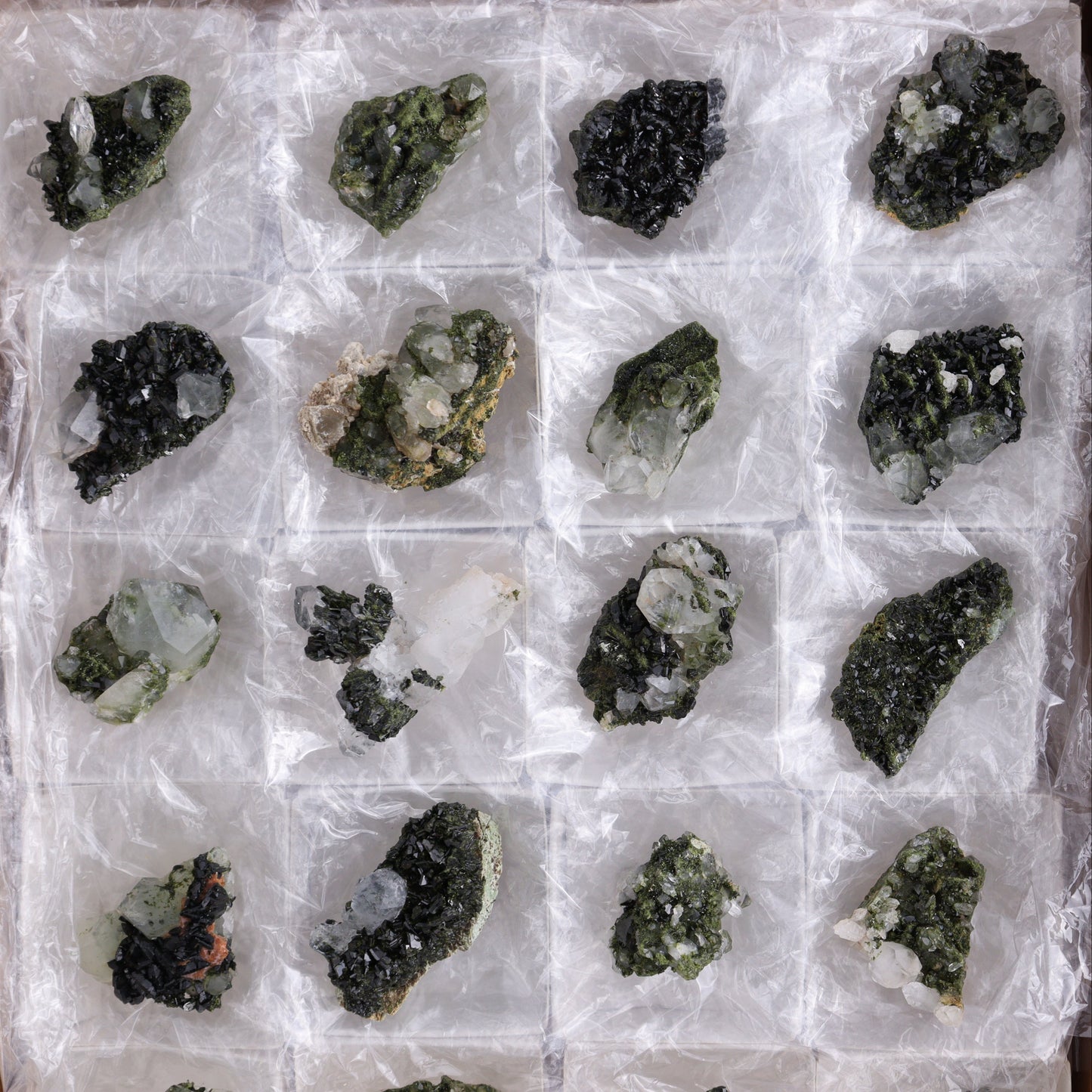 Epidote Set of 20 - Expert Wholesale and Supplier of Wholesale Crystals & Bulk Gemstones, ["epidote","flat","Flats"]