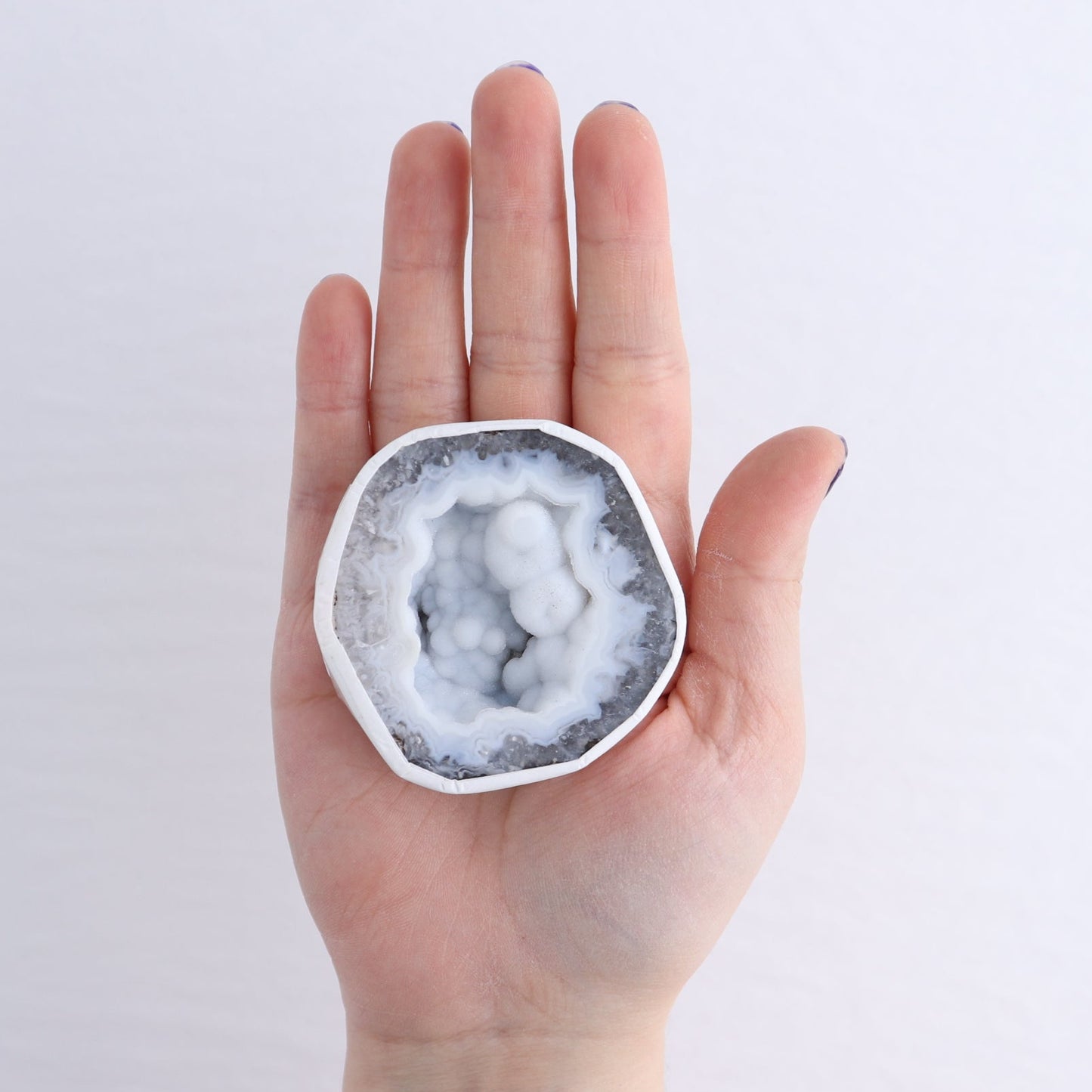 Trancas Geodes Flat of 12 | Mi Esperanza Minerals | Supplier of Crystals and Onyx