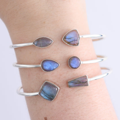One Labradorite Sterling Silver Bracelet - Expert Wholesale and Supplier of Wholesale Crystals & Bulk Gemstones, ["Bracelet","bracelets","Labradorite"]
