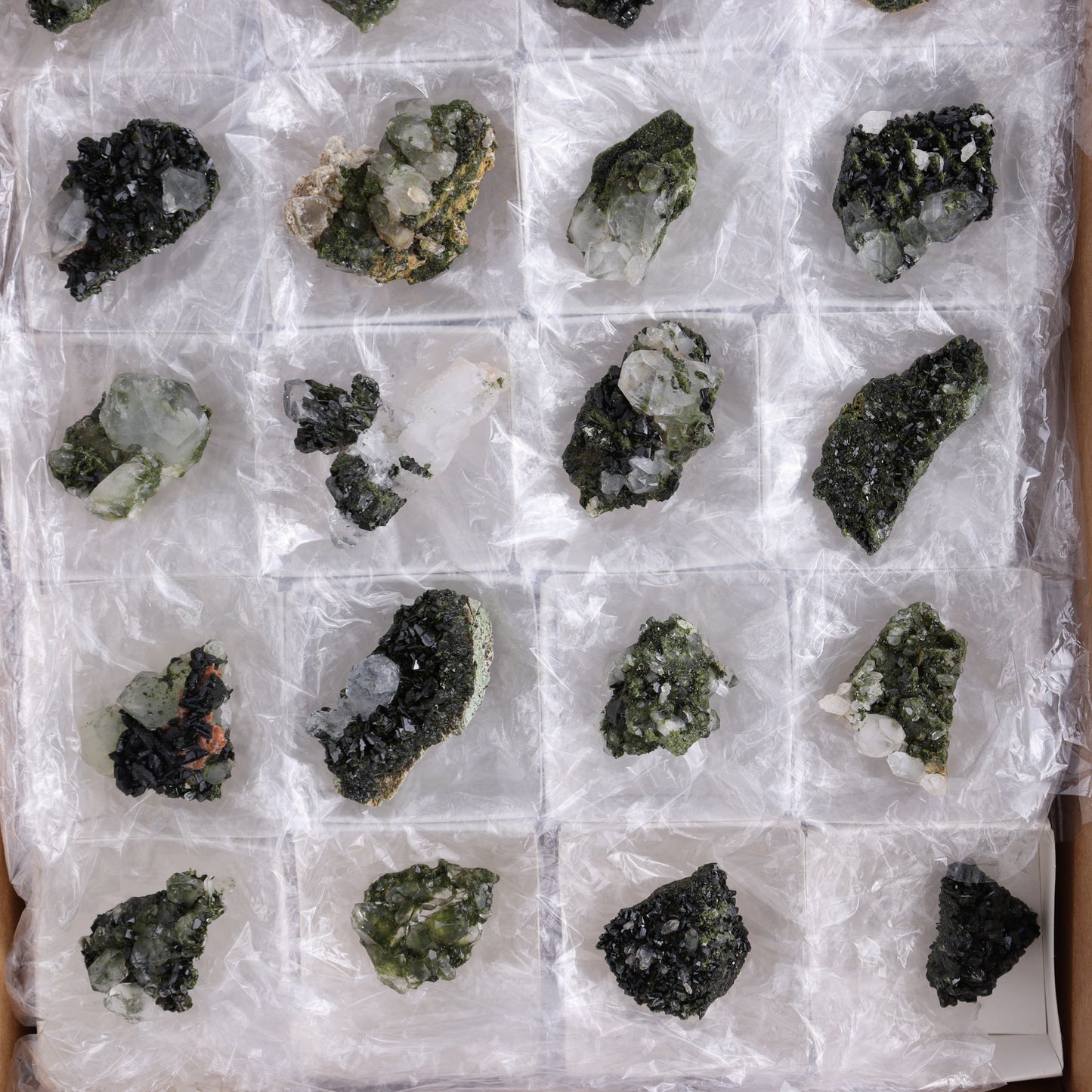 Epidote Set of 20 - Expert Wholesale and Supplier of Wholesale Crystals & Bulk Gemstones, ["epidote","flat","Flats"]