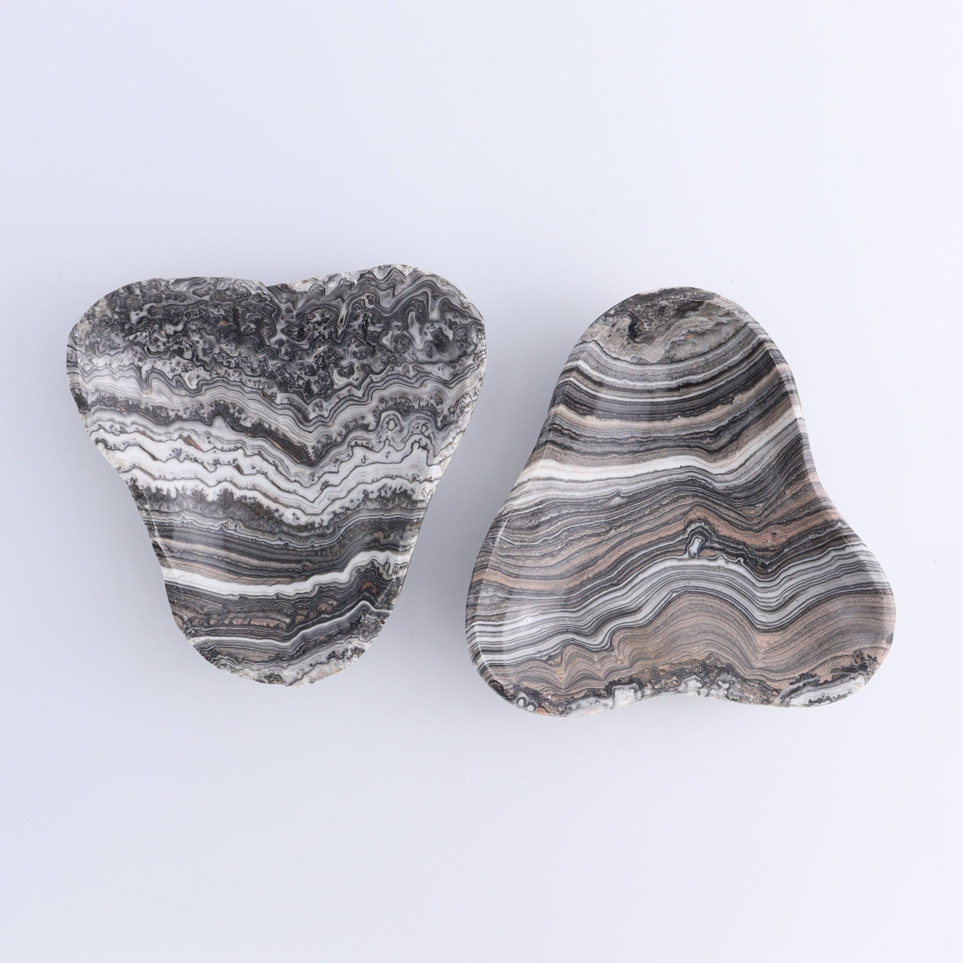 One Mexican Onyx/Calcite Black Zebra Triangular Bowl - Expert Wholesale and Supplier of Wholesale Crystals & Bulk Gemstones, ["bowl","Bowls","Calcite","Catalog Onyx","Decorative Dish","Mexico","onyx"]