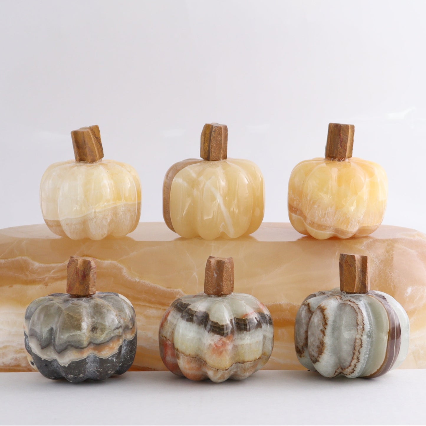 Mixed Onyx Pumpkins Set of 6 - Expert Wholesale and Supplier of Wholesale Crystals & Bulk Gemstones, ["Mexico","onyx","Pumpkin"]