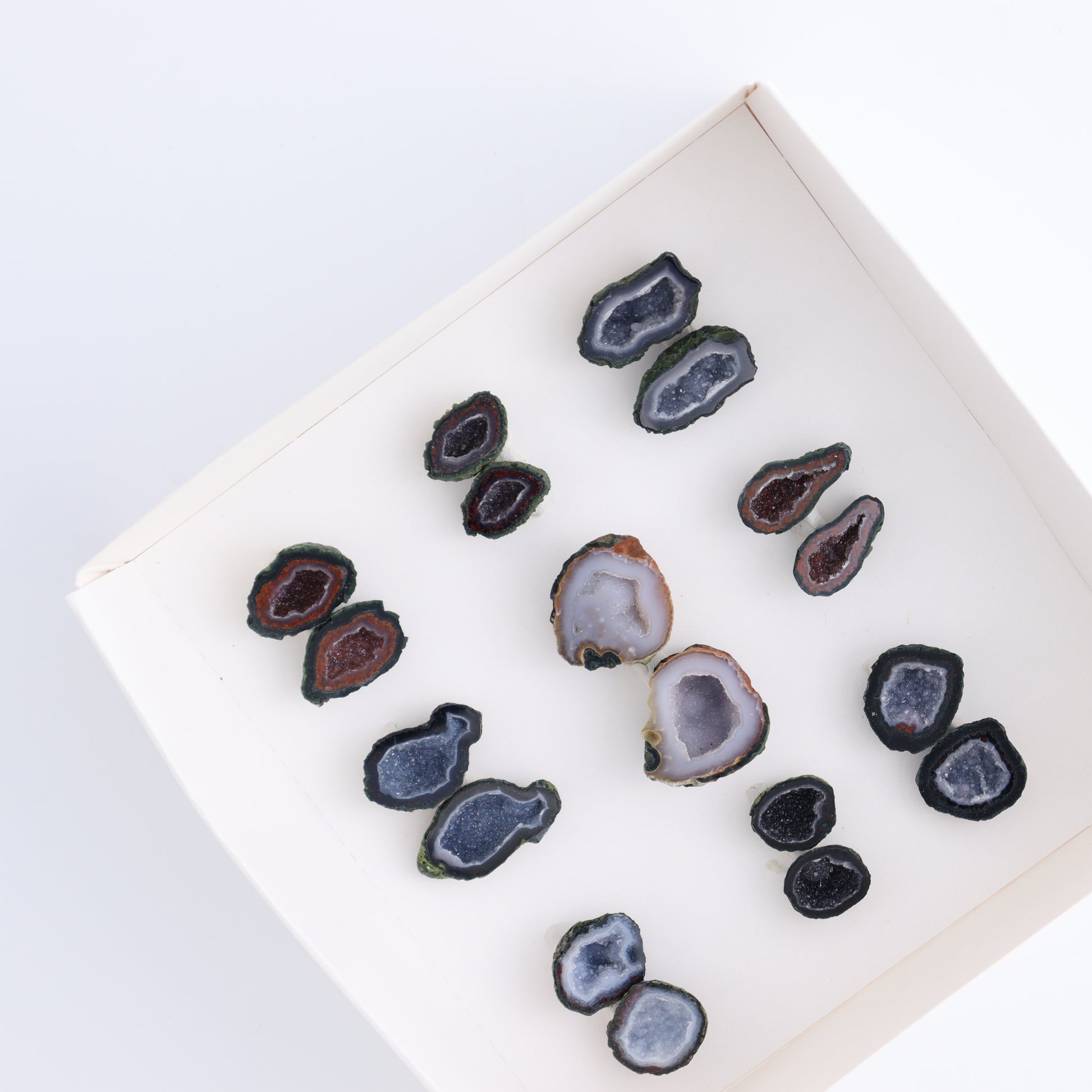 Tabasco Geodes 9 Pairs - Expert Wholesale and Supplier of Wholesale Crystals & Bulk Gemstones, ["Geodes","Tabasco Geode"]