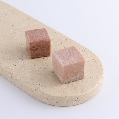 One Peach Moonstone Cube 3 cm - Expert Wholesale and Supplier of Wholesale Crystals & Bulk Gemstones, ["Cubes","Peach Moonstone"]