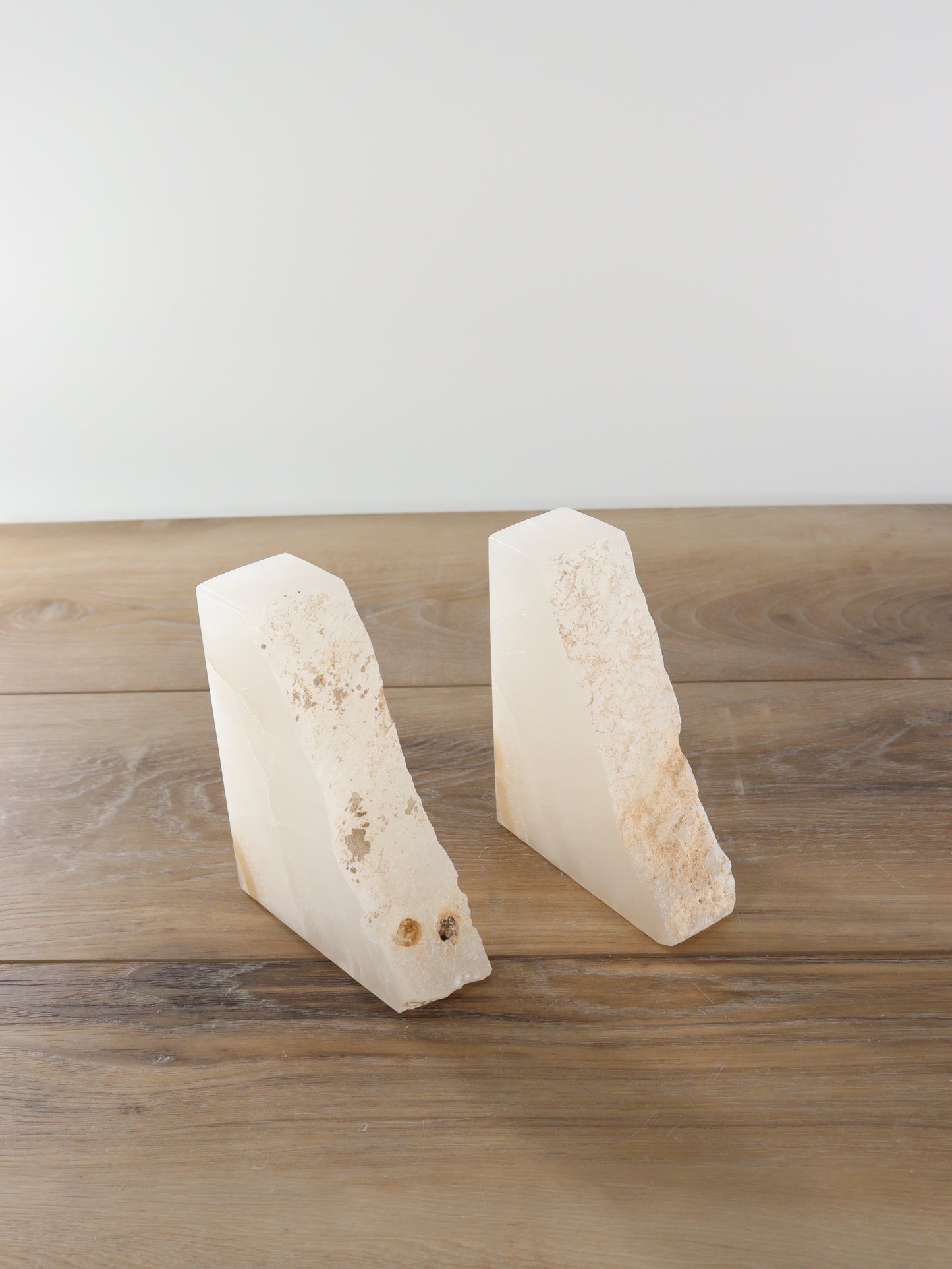 Rustic White Rough Onyx Bookends - Expert Supplier of Wholesale Crystals & Bulk Gemstones