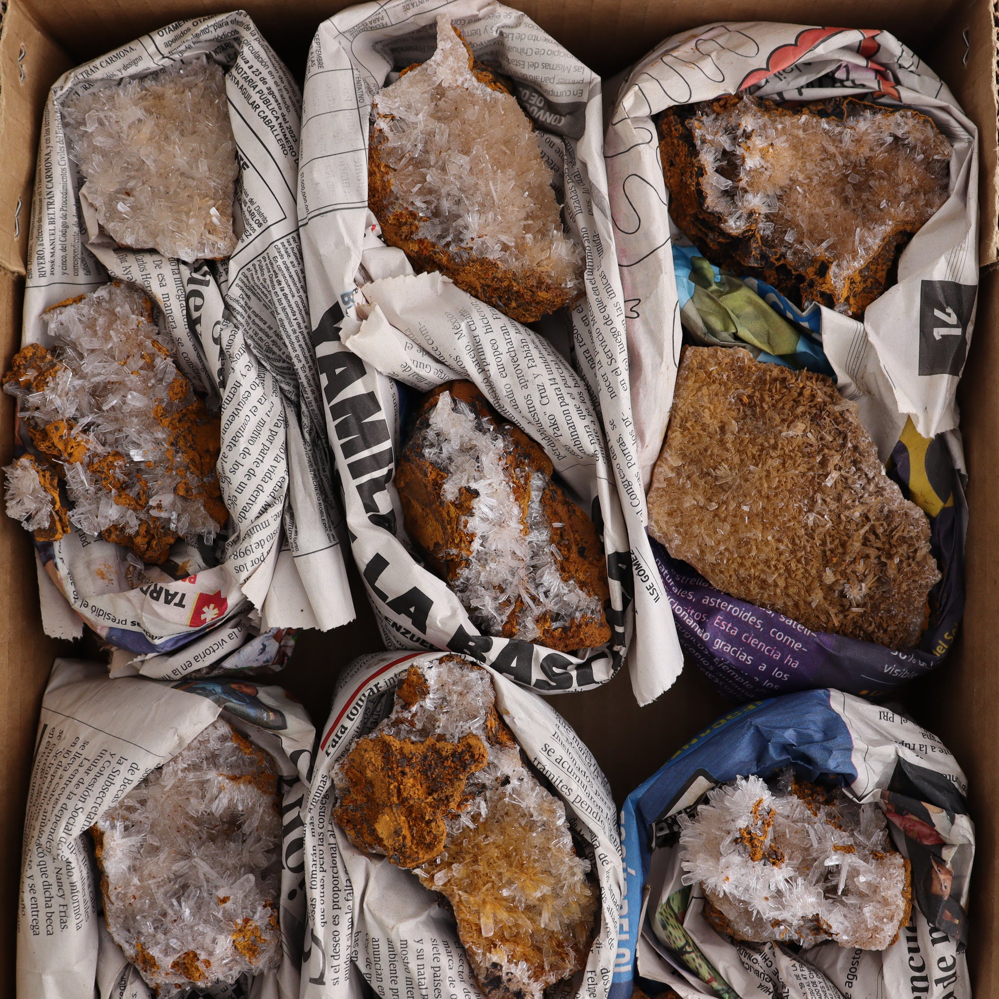 Hemimorphite Clusters Flat - Expert Wholesale and Supplier of Wholesale Crystals & Bulk Gemstones, ["Clusters","Flats","Hematite"]