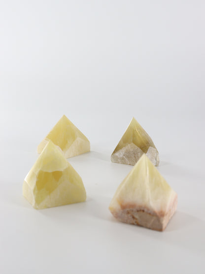 Lemon Calcite Top Polished - Expert Wholesale and Supplier of Wholesale Crystals & Bulk Gemstones, []