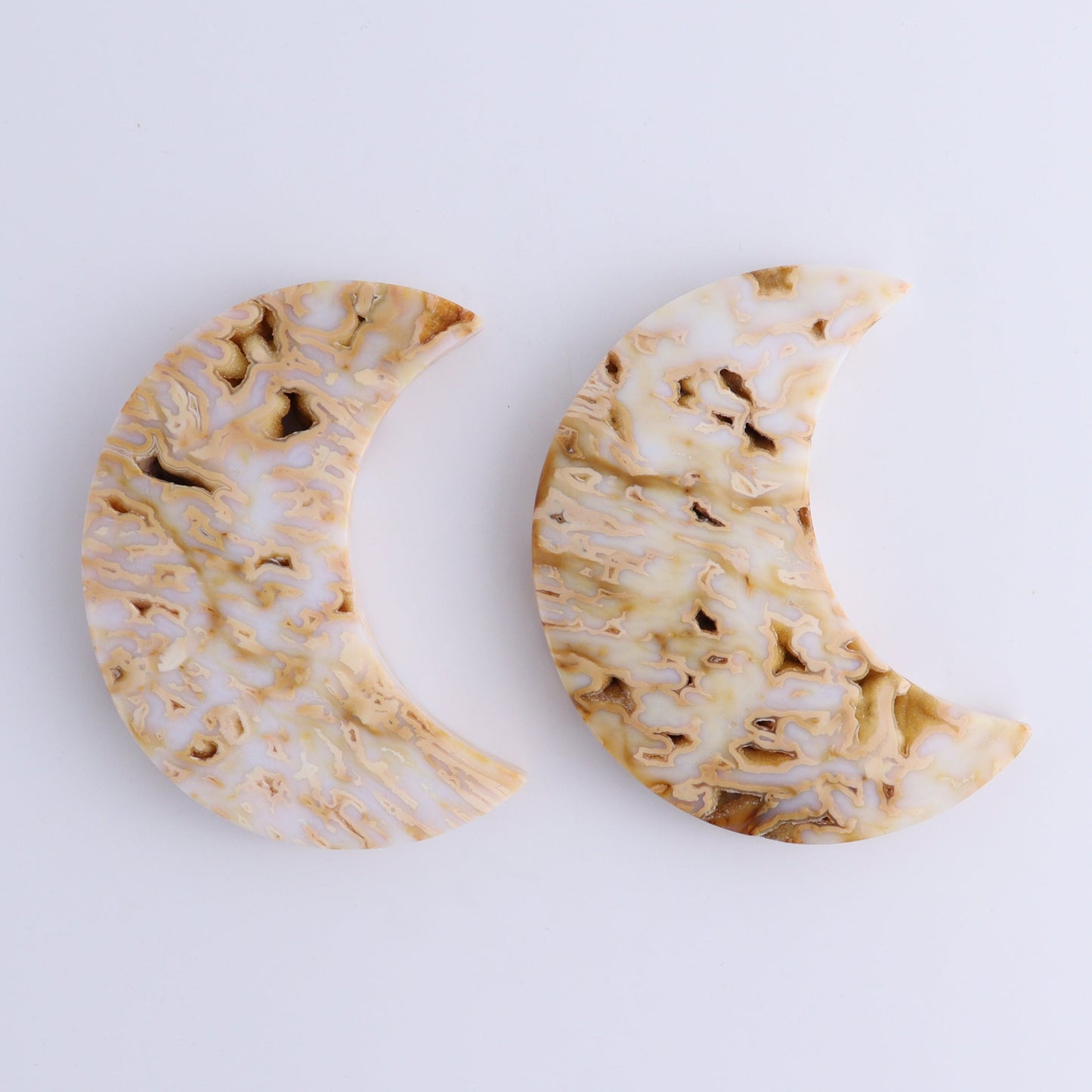 Agate Moons Set of 5 - Expert Wholesale and Supplier of Wholesale Crystals & Bulk Gemstones, ["Agate","moons"]