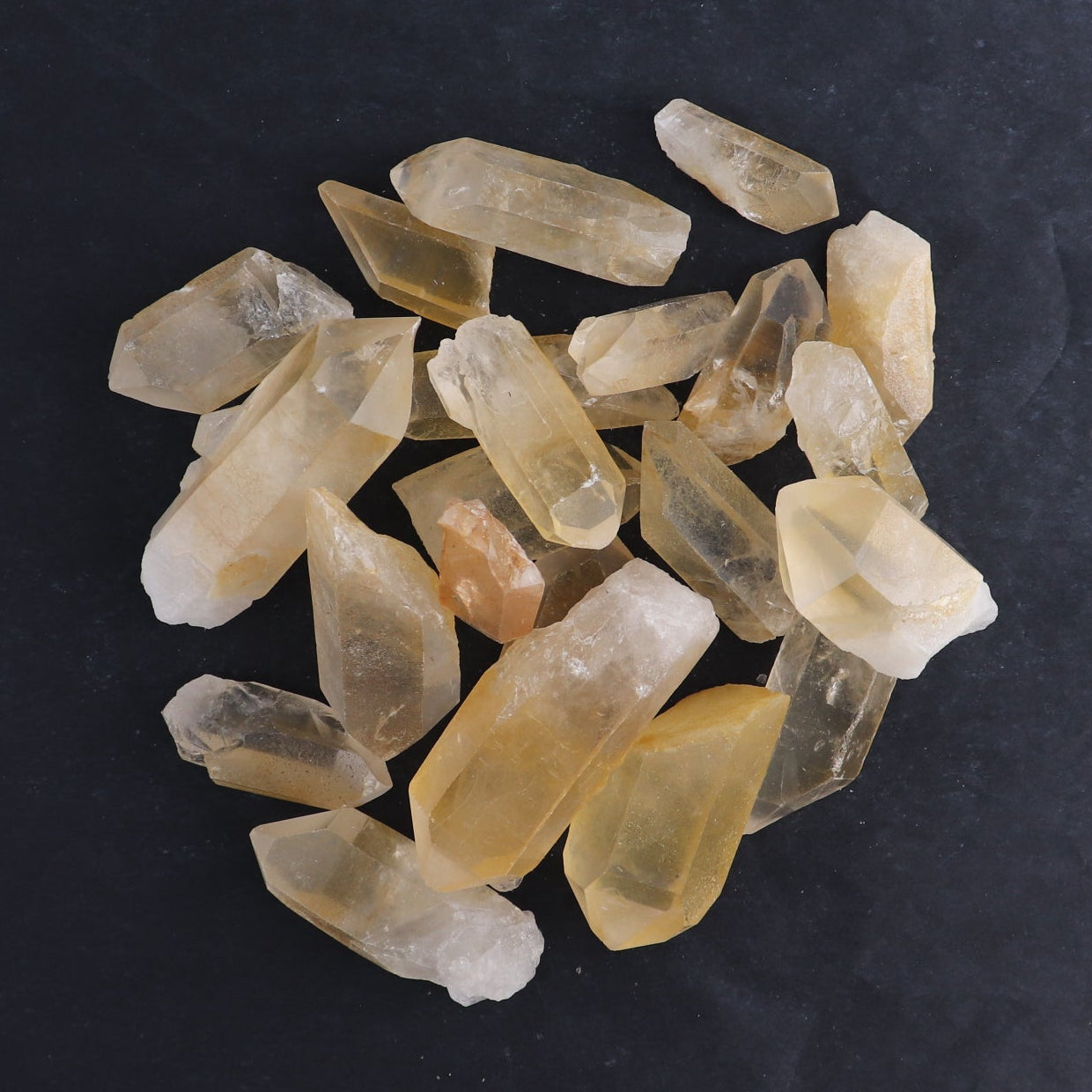 Yellow Lemurian Quartz Roughs 1 kg Set
