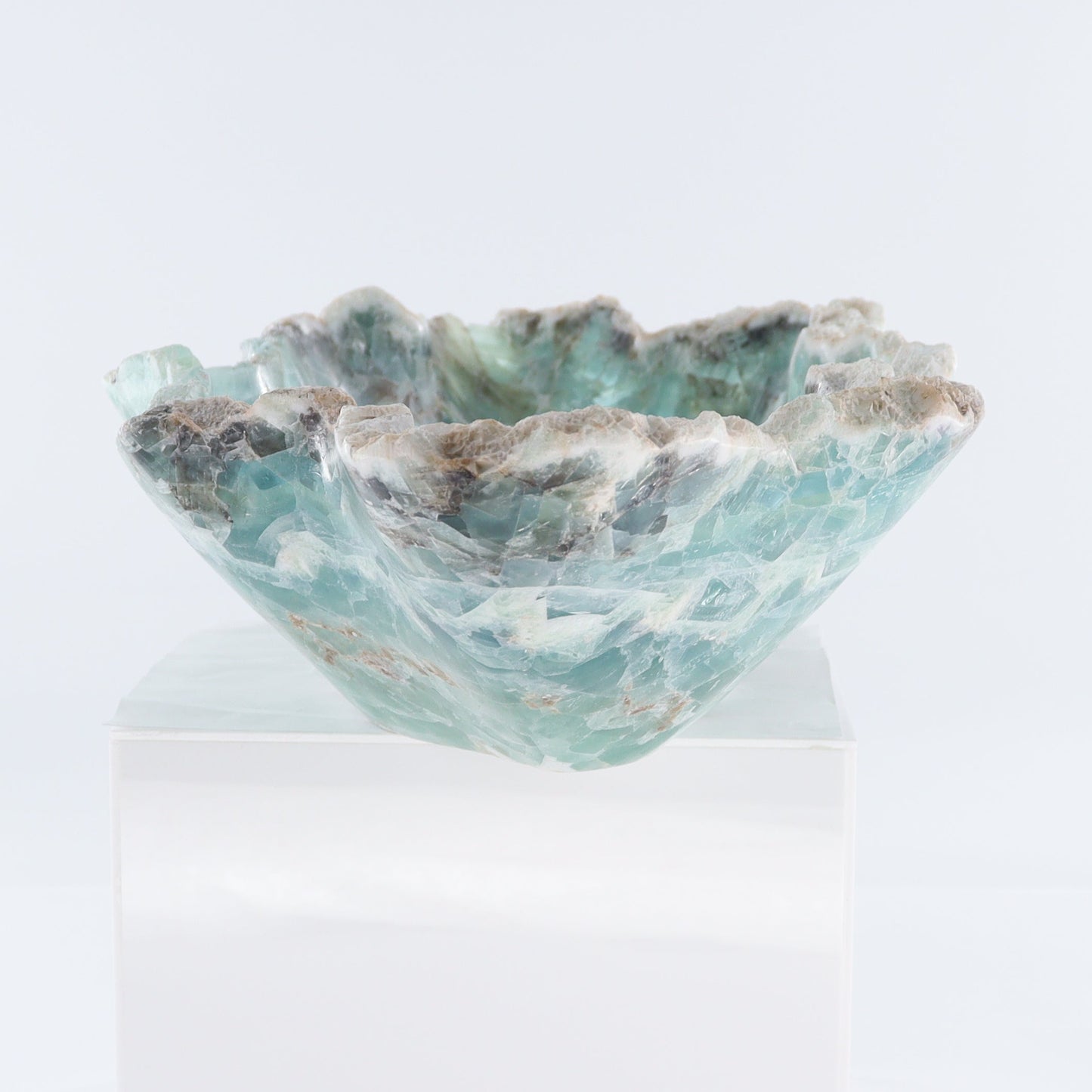 Fluorite Bowl - Expert Wholesale and Supplier of Wholesale Crystals & Bulk Gemstones, ["Bowls","Fluorite","Mexico"]