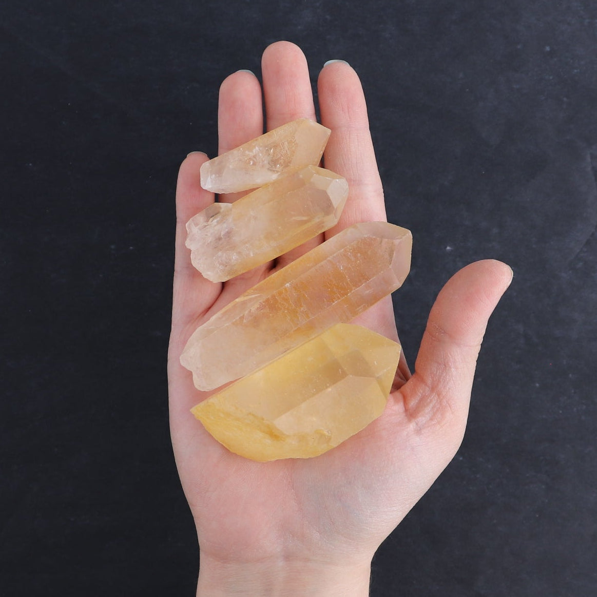 Yellow Lemurian Quartz Roughs 1 kg Set