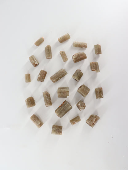 Moroccan Apatite - Expert Wholesale and Supplier of Wholesale Crystals & Bulk Gemstones, []
