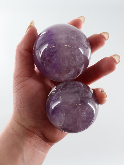 Amethyst Spheres Set of 6 - Expert Supplier of Wholesale Crystals & Bulk Gemstones