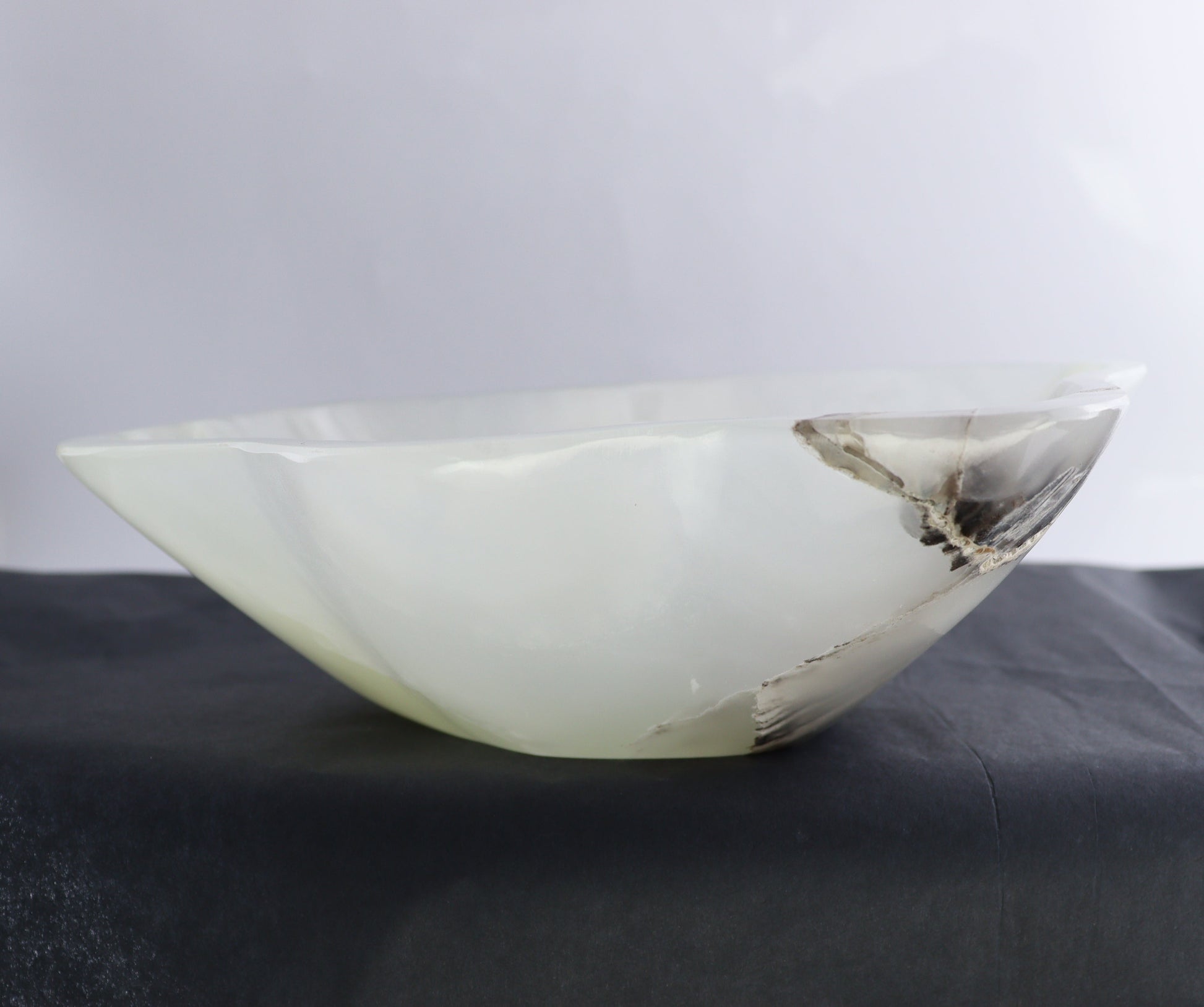 Onyx Bowl - Expert Wholesale and Supplier of Wholesale Crystals & Bulk Gemstones, ["Bowls","Mexico","onyx"]
