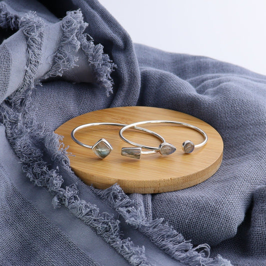 One Labradorite Sterling Silver Bracelet