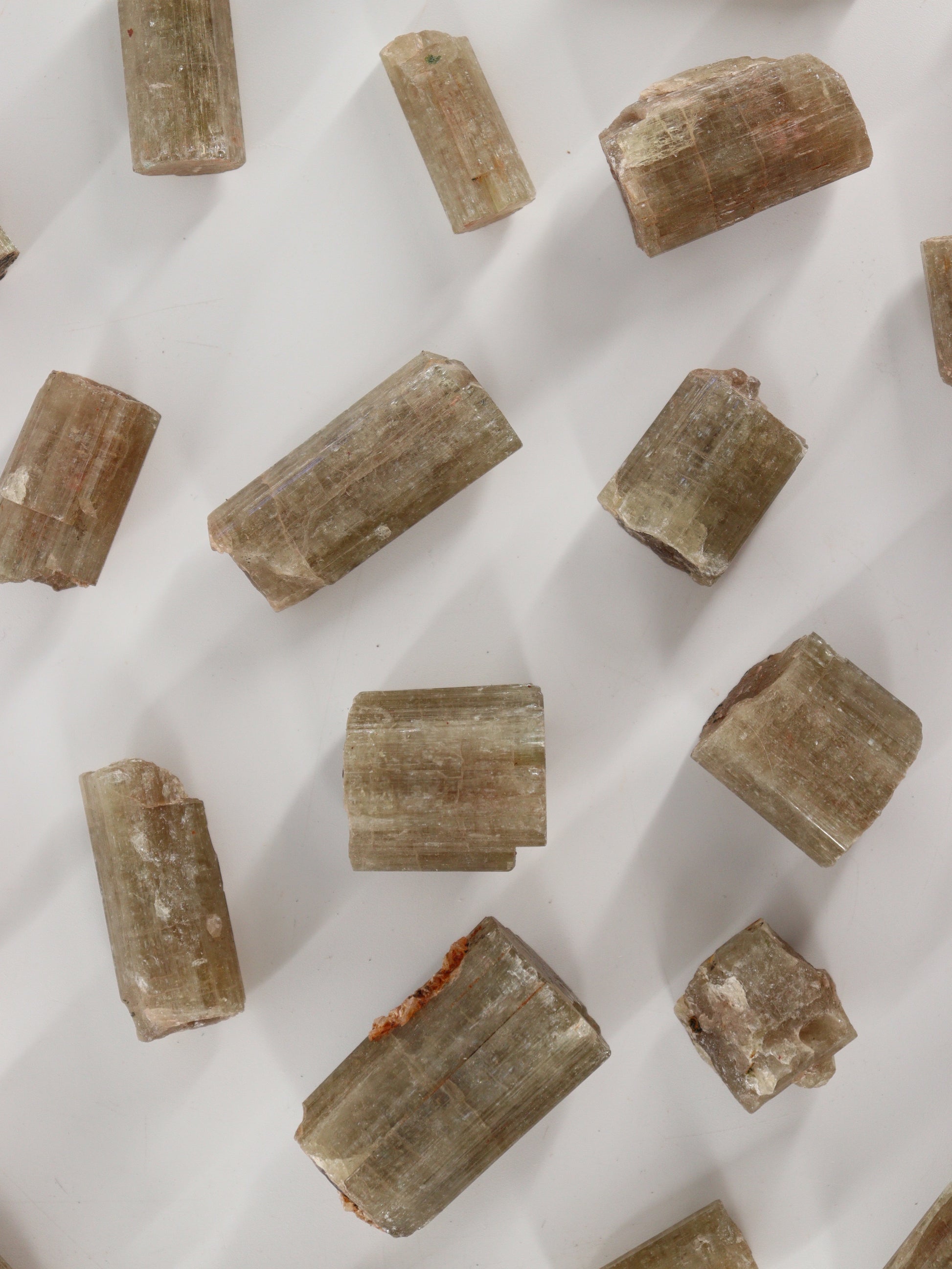 Moroccan Apatite - Expert Wholesale and Supplier of Wholesale Crystals & Bulk Gemstones, []