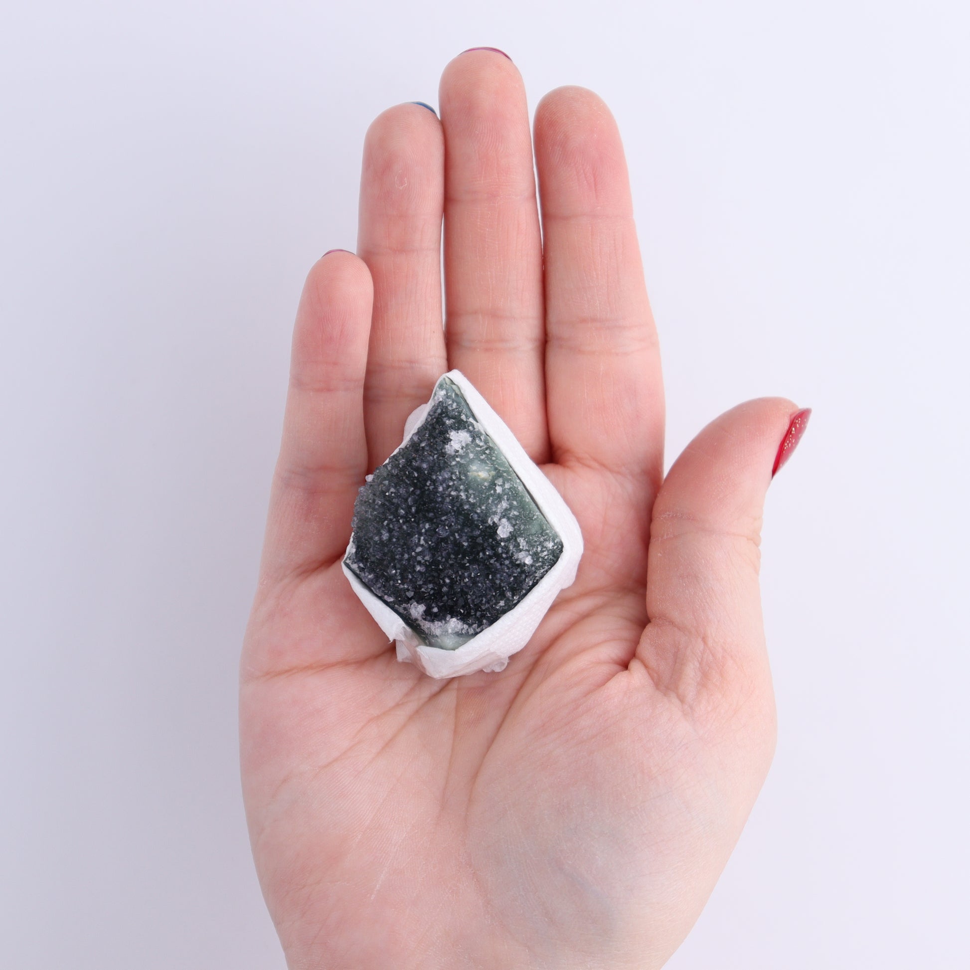 Uruguay Rainbow Amethyst Clusters Flat of 16 - Expert Wholesale and Supplier of Wholesale Crystals & Bulk Gemstones, ["Amethyst","Clusters","Rainbow Amethyst","Sugar Rainbow Amethyst","Uruguay"]
