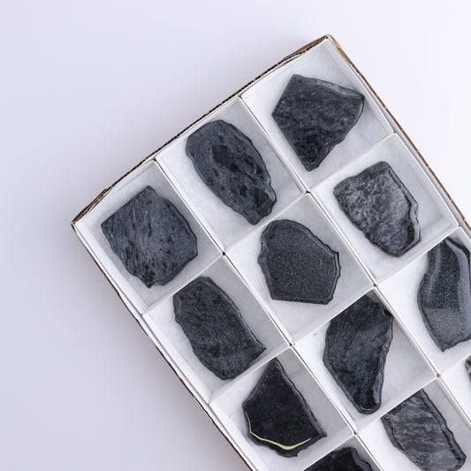 Specularite Flat of 12 - Expert Wholesale and Supplier of Wholesale Crystals & Bulk Gemstones, ["flat","Flats","Specularite","United States"]