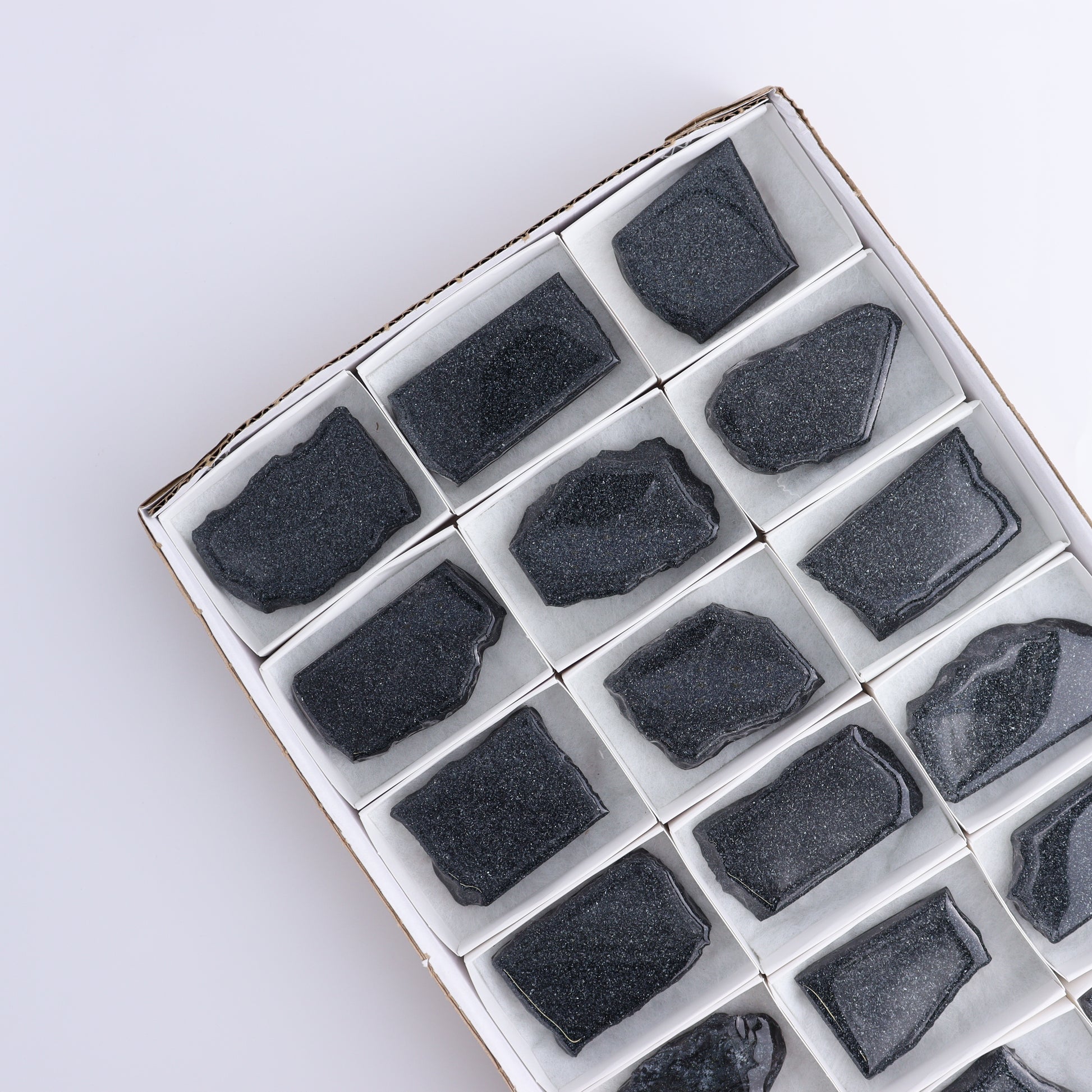 Specularite Flat of 18 - Expert Wholesale and Supplier of Wholesale Crystals & Bulk Gemstones, ["flat","Flats","Specularite","United States"]