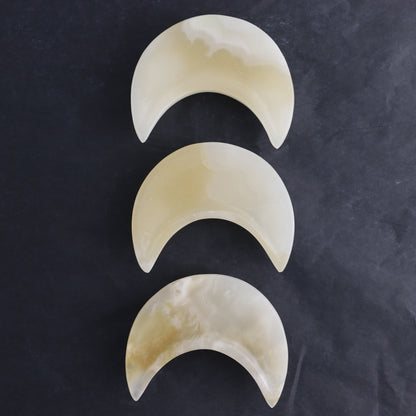 Onyx Moons Set of 5 - Expert Wholesale and Supplier of Wholesale Crystals & Bulk Gemstones, ["Catalog Onyx","Mexico","moons","onyx"]