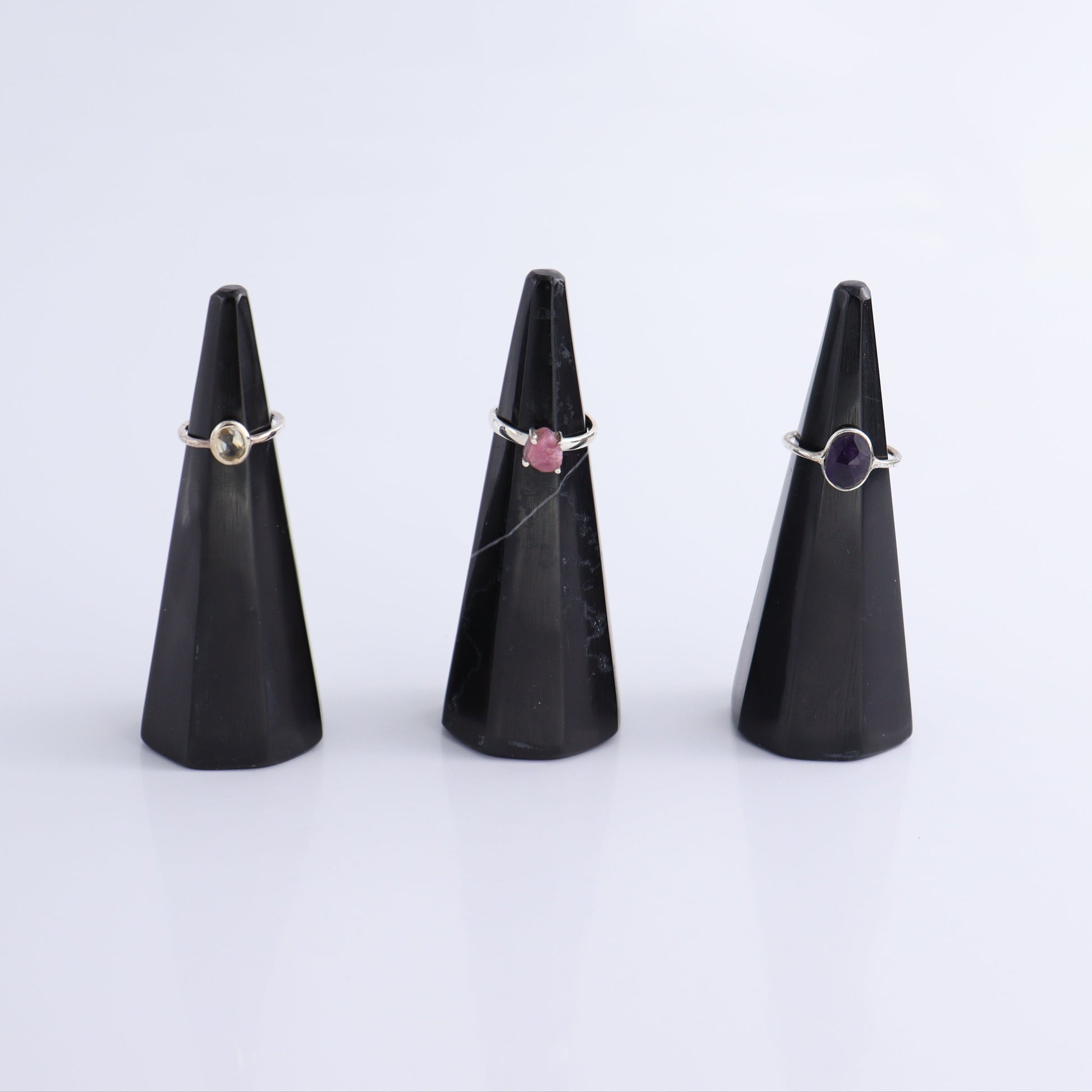 Black Marble Ring Holders Set of 8 - Expert Wholesale and Supplier of Wholesale Crystals & Bulk Gemstones, ["Black Marble","Catalog Onyx","Marble","Mexico","Ring Holder"]