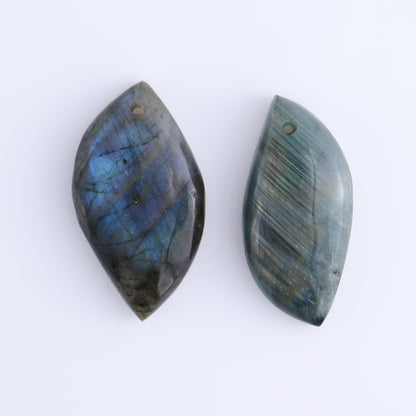 Labradorite Pendants Set of 10 - Expert Wholesale and Supplier of Wholesale Crystals & Bulk Gemstones, ["Labradorite","Pendant","Pendants"]