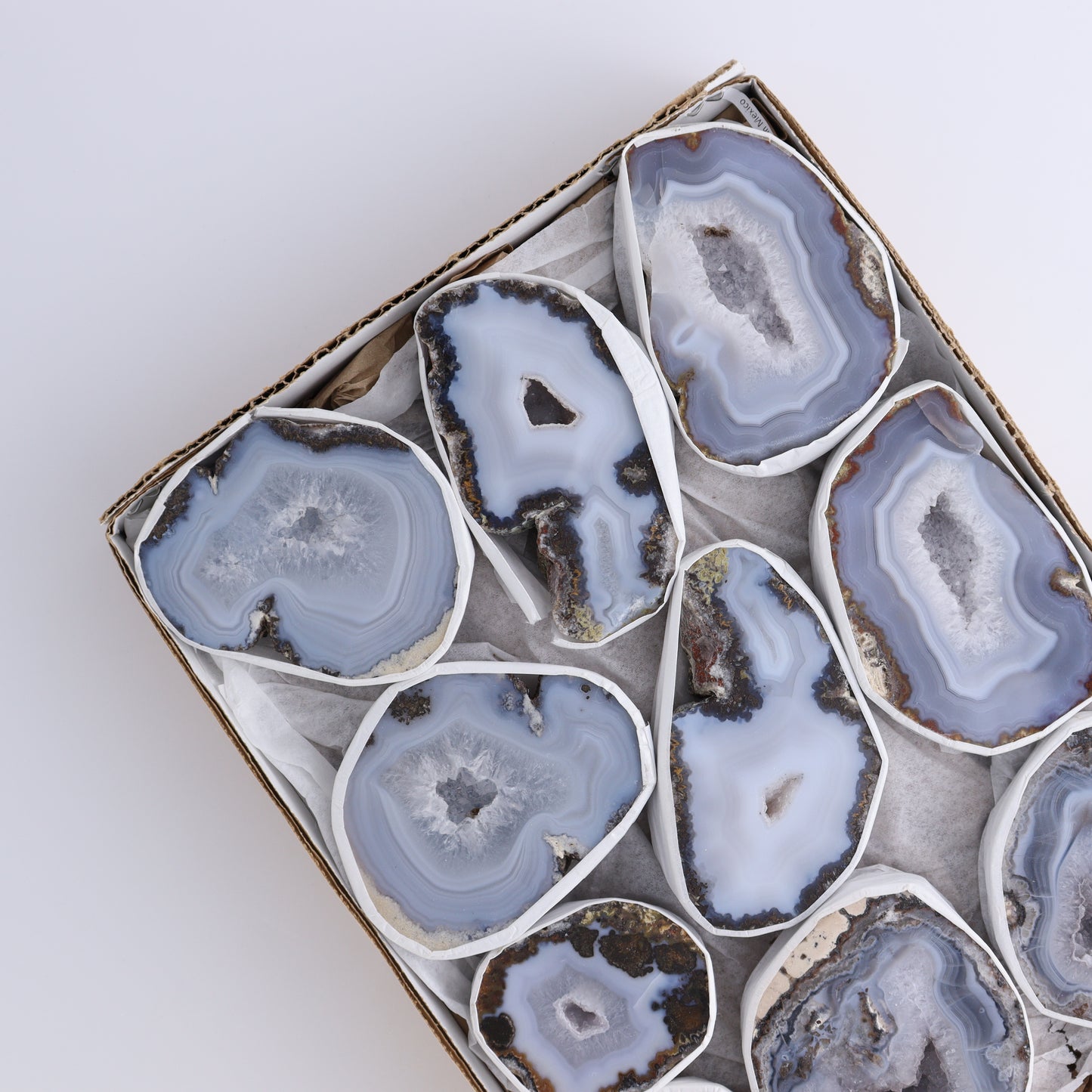 Las Choyas Geodes Set of 10 - Expert Wholesale and Supplier of Wholesale Crystals & Bulk Gemstones, ["Geodes","las choyas","Mexico"]