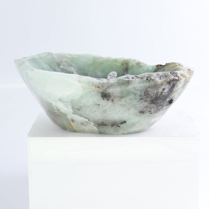 Fluorite Bowl 8"