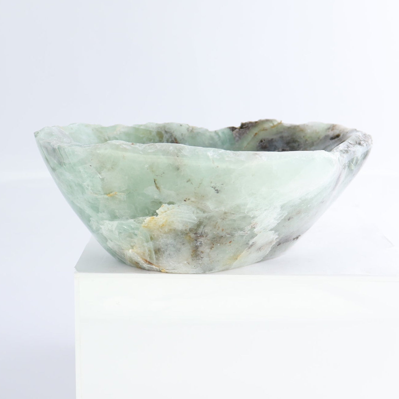 Fluorite Bowl 8"