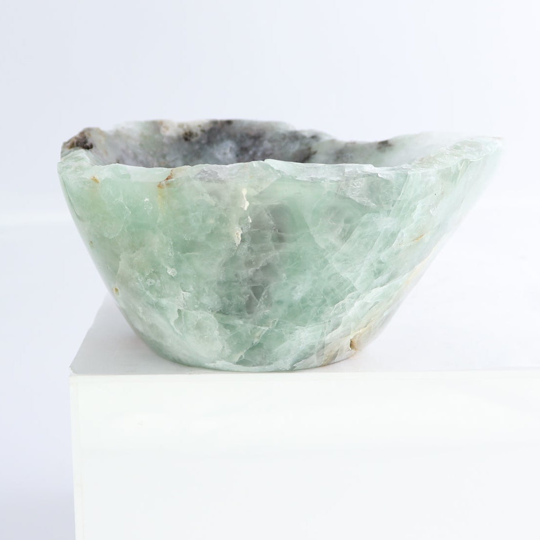 Fluorite Bowl 8"