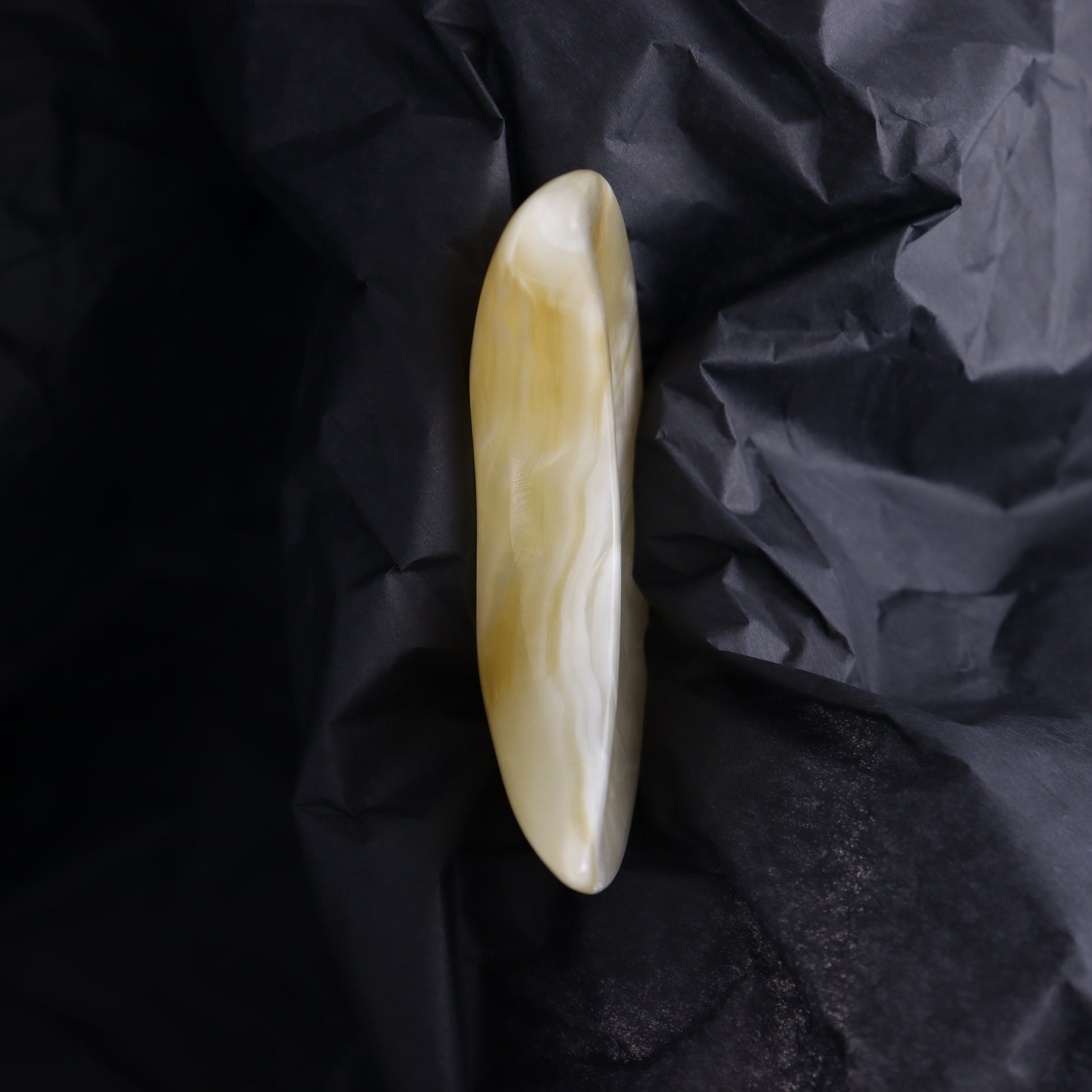 Onyx Moons Set of 5 - Expert Wholesale and Supplier of Wholesale Crystals & Bulk Gemstones, ["Catalog Onyx","Mexico","moons","onyx"]