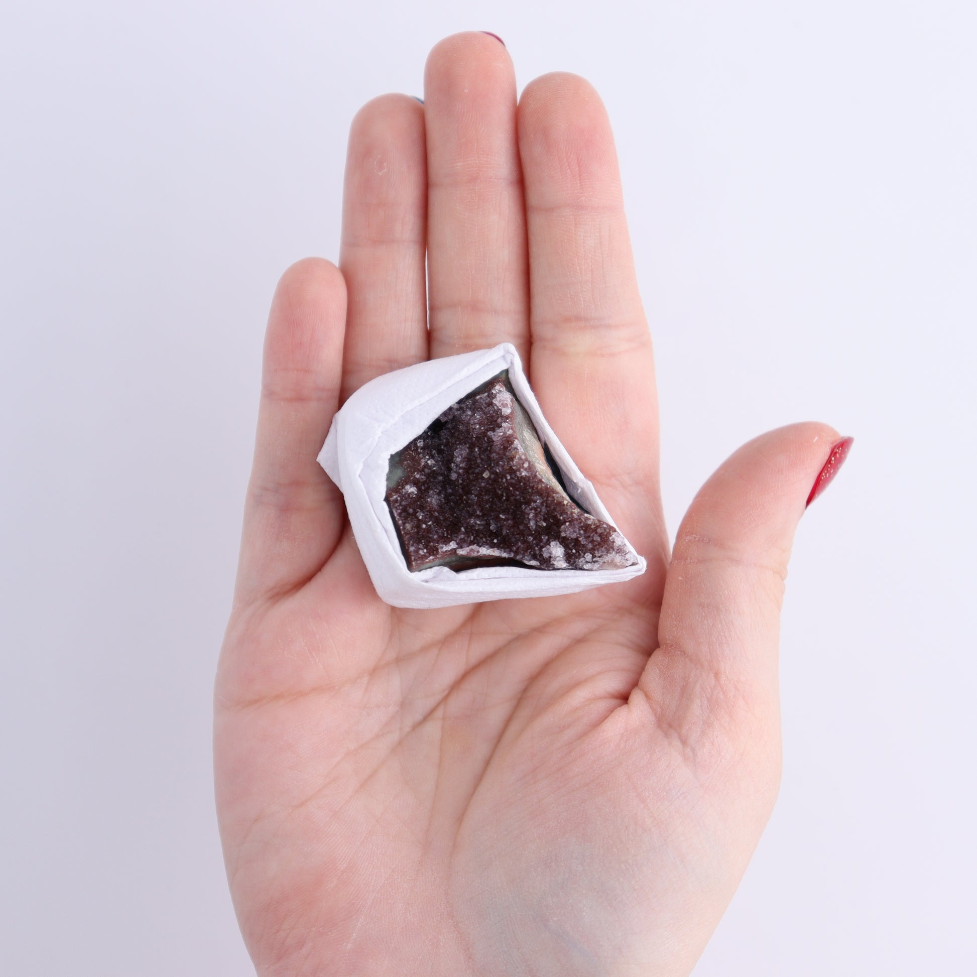 Uruguay Rainbow Amethyst Clusters Flat of 13 - Expert Wholesale and Supplier of Wholesale Crystals & Bulk Gemstones, ["Amethyst","Clusters","Rainbow Amethyst","Sugar Rainbow Amethyst","Uruguay"]