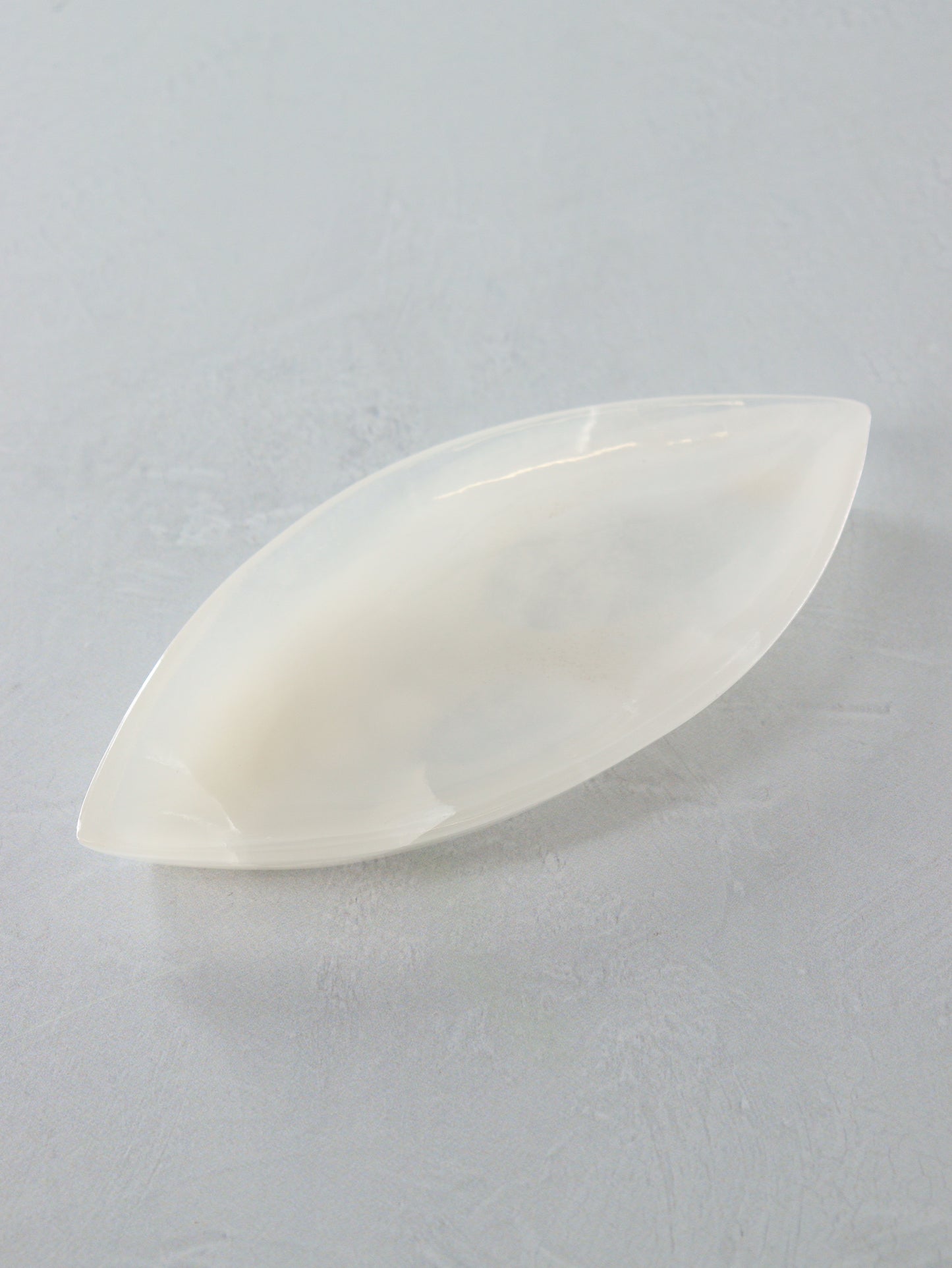 Large White Onyx Leaf Dishes Set of 6