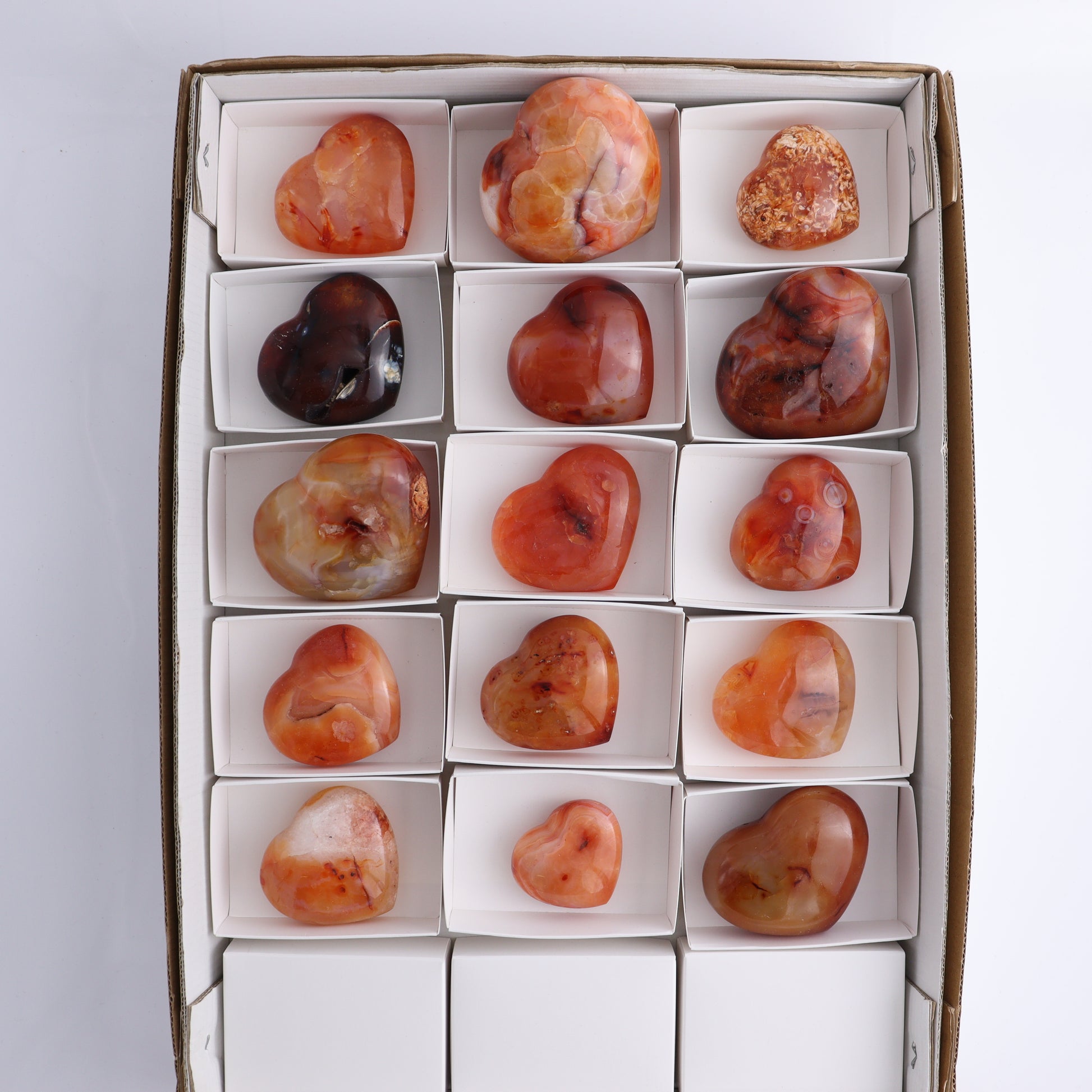 Carnelian Hearts Flat of 15 - Expert Wholesale and Supplier of Wholesale Crystals & Bulk Gemstones, ["carnelian","Hearts","Madagascar"]