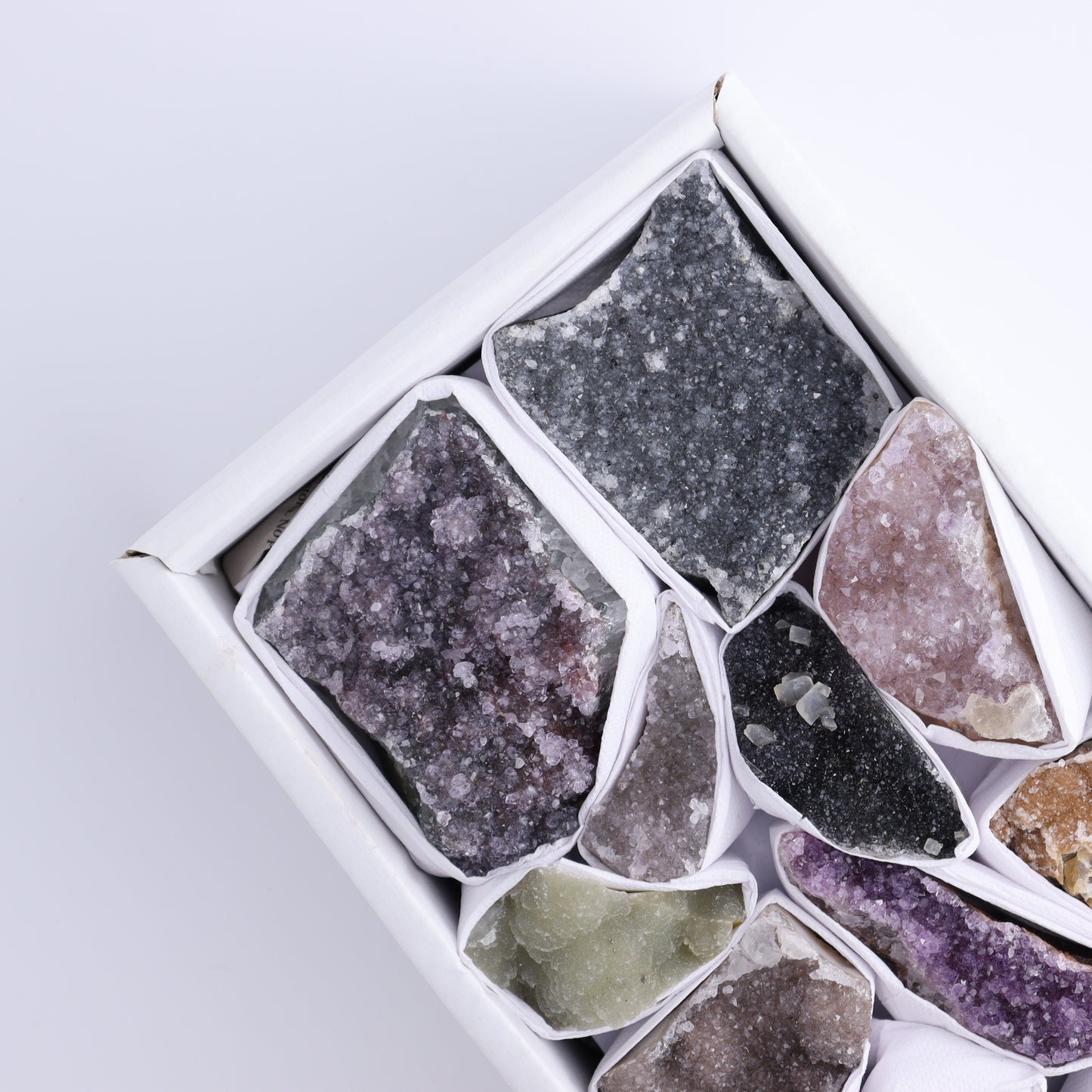 Uruguay Rainbow Amethyst Clusters Flat of 13 - Expert Wholesale and Supplier of Wholesale Crystals & Bulk Gemstones, ["Amethyst","Clusters","Rainbow Amethyst","Sugar Rainbow Amethyst","Uruguay"]