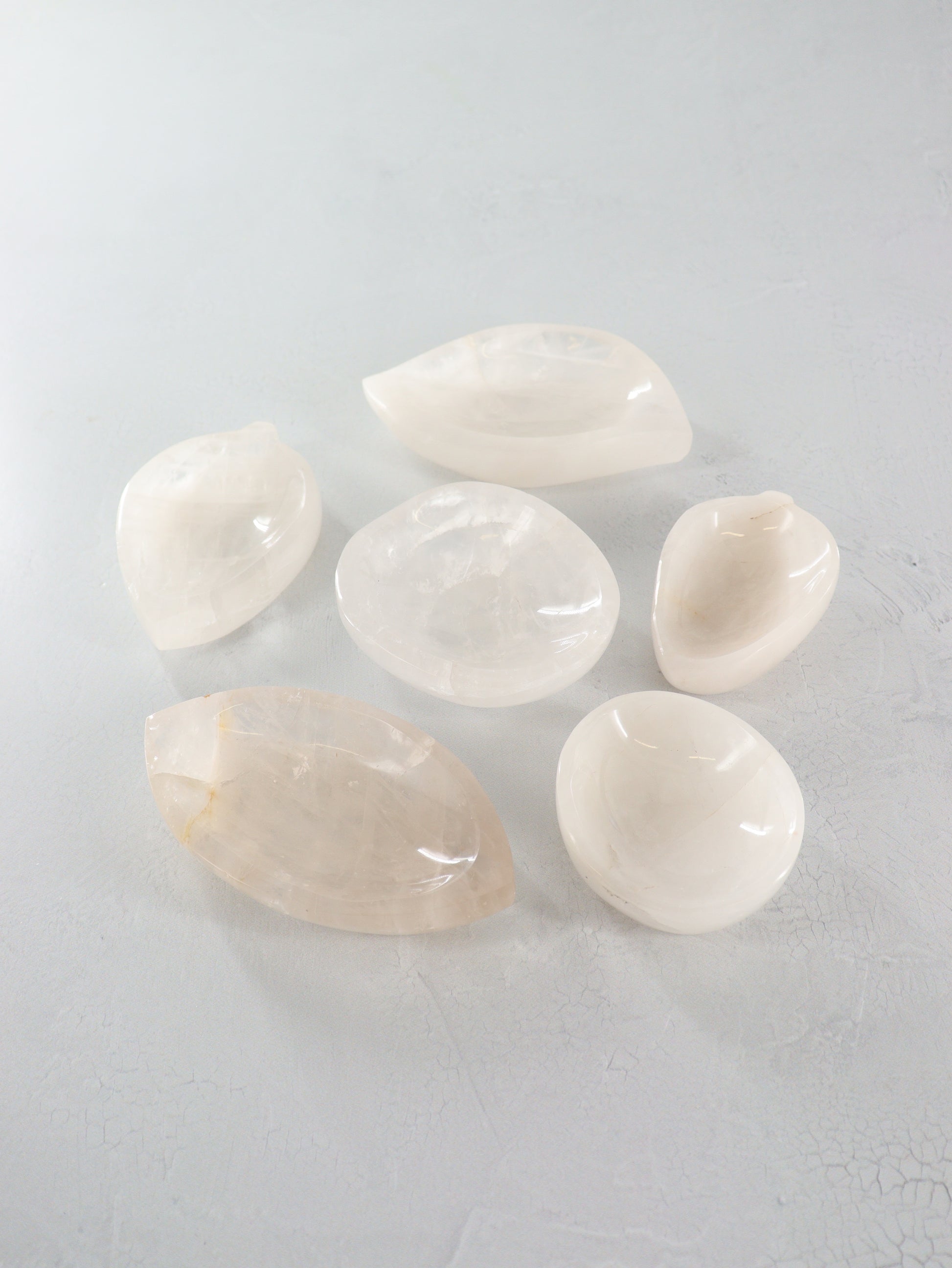 Clear Quartz Bowls Set of 6 - Expert Wholesale and Supplier of Wholesale Crystals & Bulk Gemstones, []