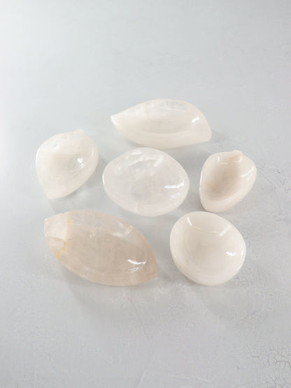 Clear Quartz Bowls Set of 6 - Expert Wholesale and Supplier of Wholesale Crystals & Bulk Gemstones, []