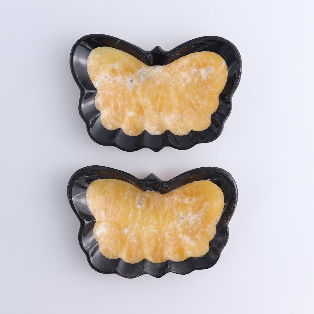 One Butterfly Bowl Mexican Onyx/Calcite Orange with Black Marble Polished Edge