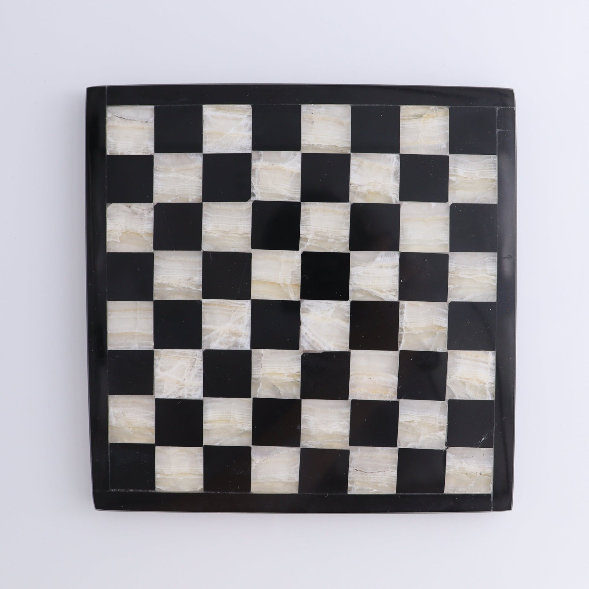 Small Onyx and Marble Chess Set (Black and White) - Expert Wholesale and Supplier of Wholesale Crystals & Bulk Gemstones, ["Black Marble","Catalog Onyx","Marble","onyx"]