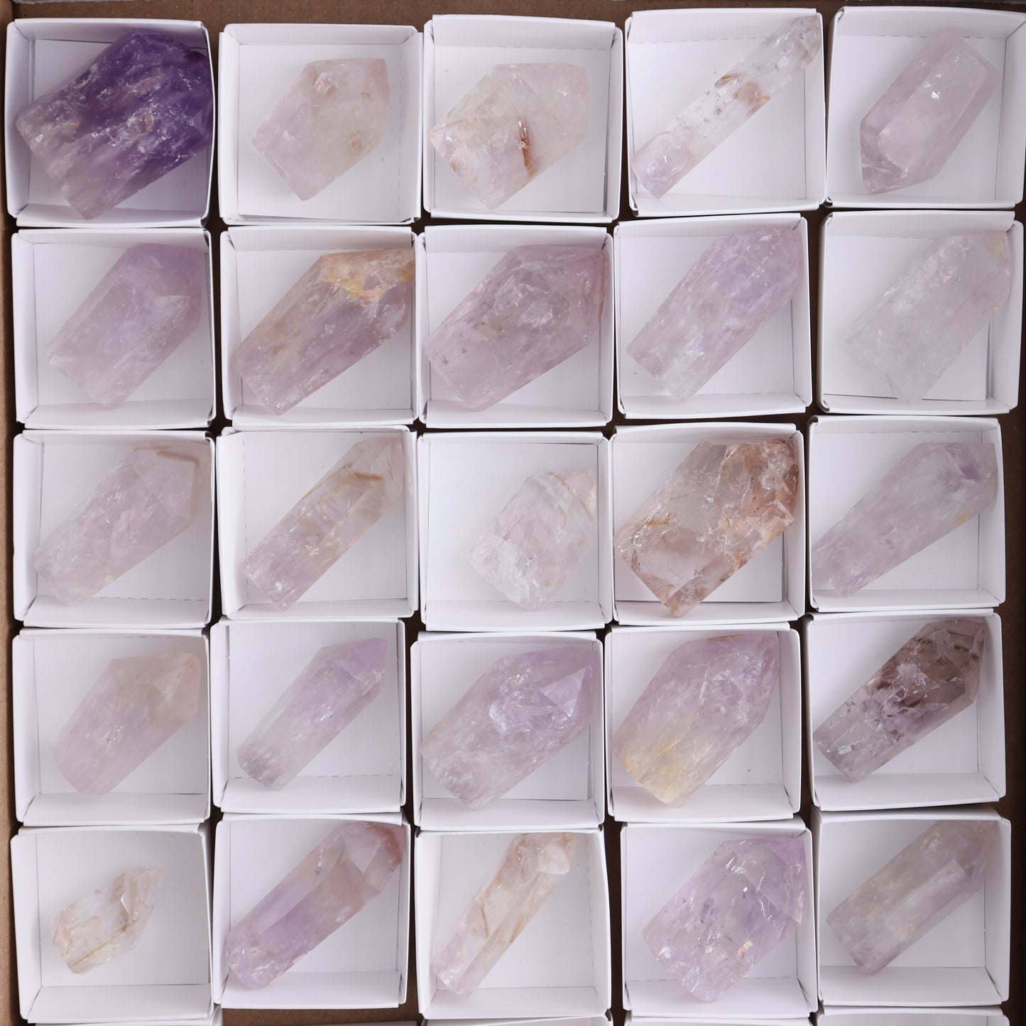Powellite Amethyst UV Reactive Towers Set of 30 - Expert Wholesale and Supplier of Wholesale Crystals & Bulk Gemstones, ["Amethyst","Powellite"]