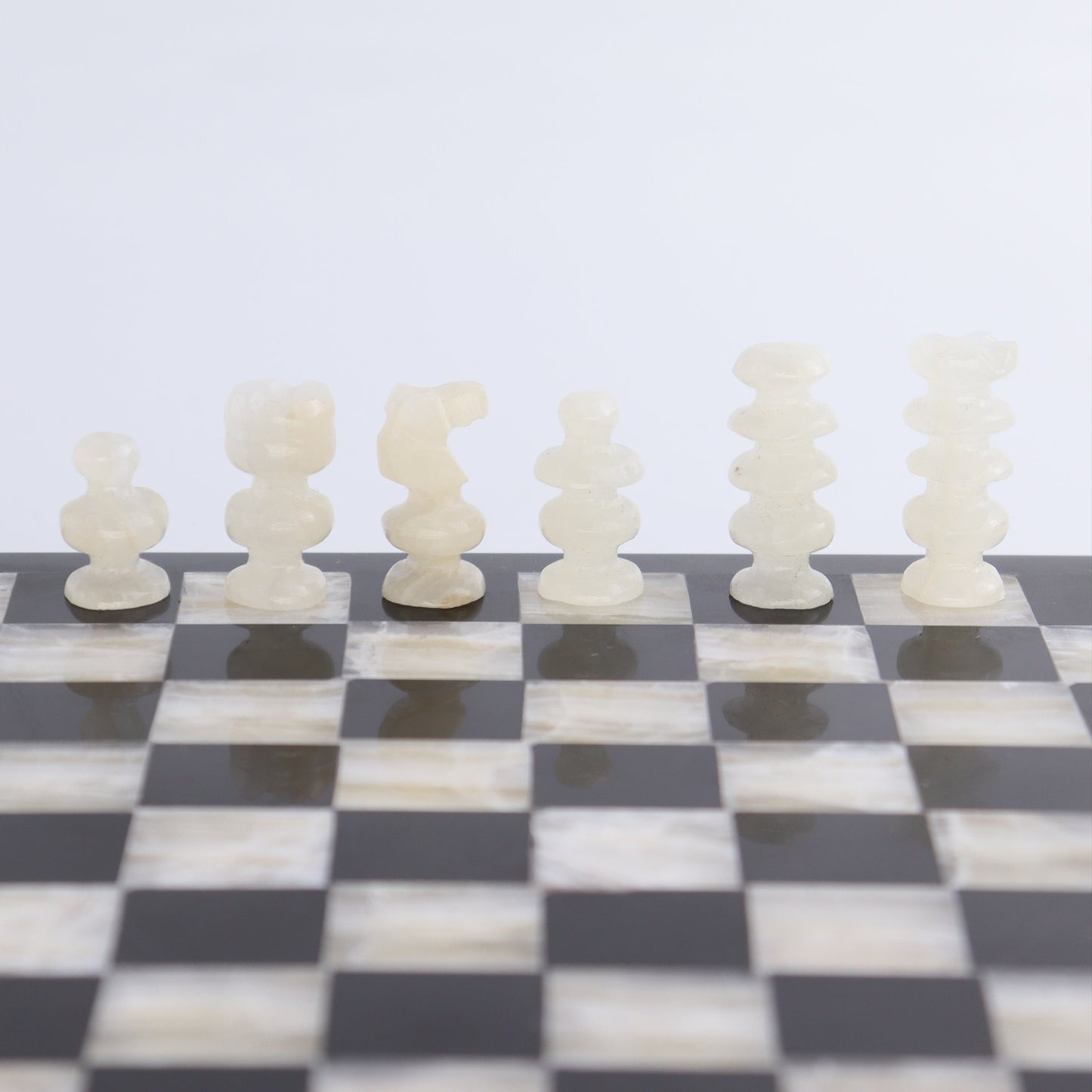 Small Onyx and Marble Chess Set (Black and White) - Expert Wholesale and Supplier of Wholesale Crystals & Bulk Gemstones, ["Black Marble","Catalog Onyx","Marble","onyx"]