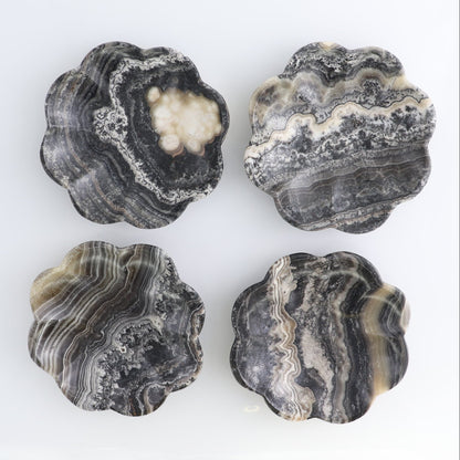 One Mexican Onyx/Calcite Zebra Scalloped Dish 14 cm