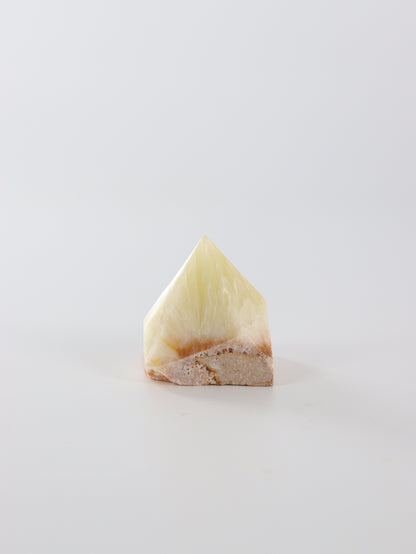 Lemon Calcite Top Polished - Expert Wholesale and Supplier of Wholesale Crystals & Bulk Gemstones, []
